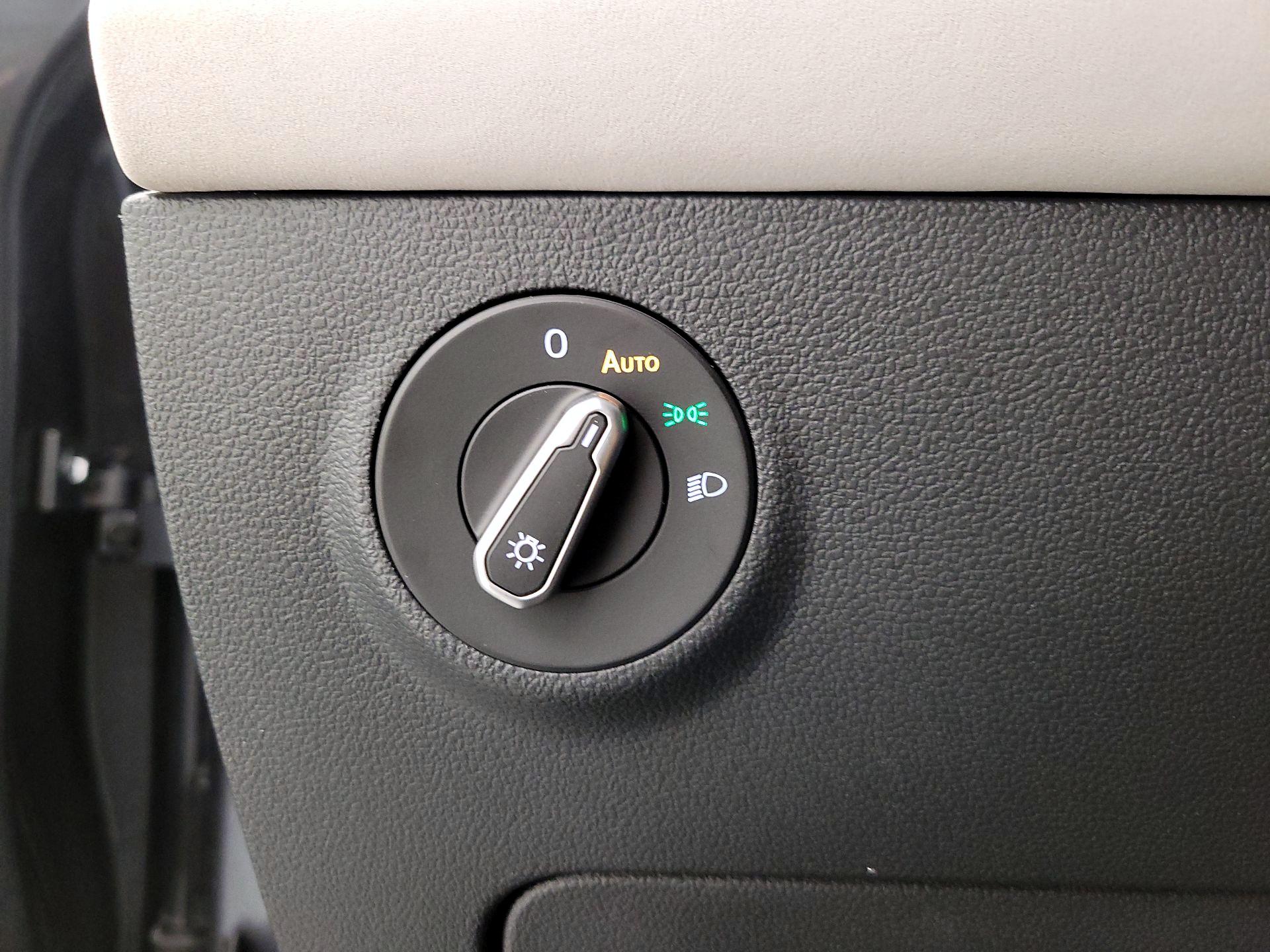 Thumbnail: 2025 Volkswagen Taos - 13