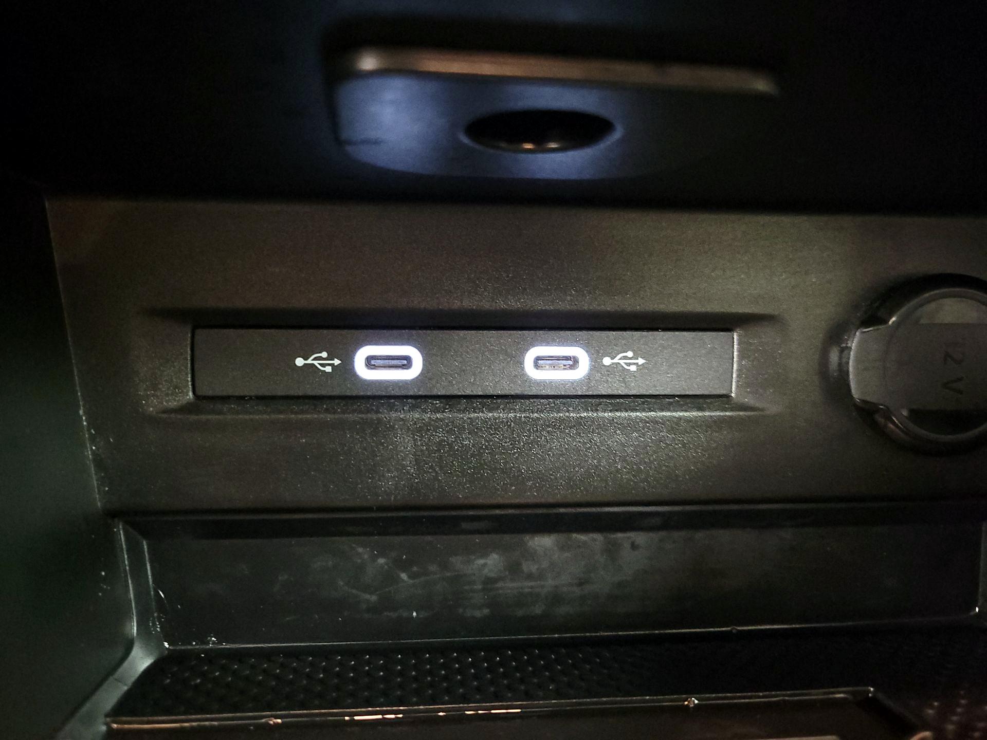 Thumbnail: 2025 Volkswagen Taos - 18