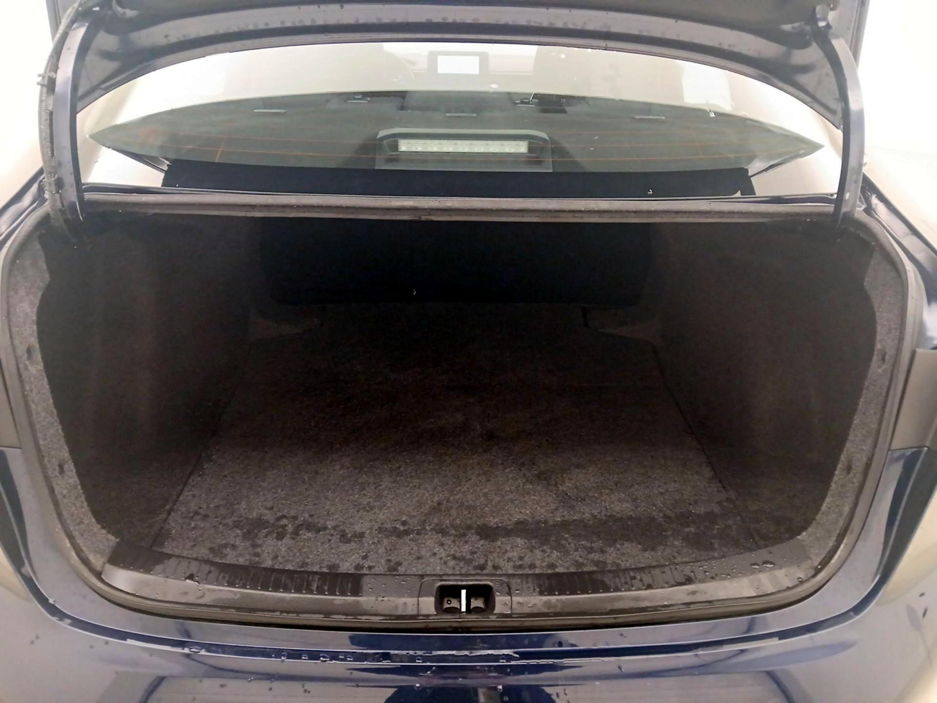 Thumbnail: 2025 Toyota Corolla - 18