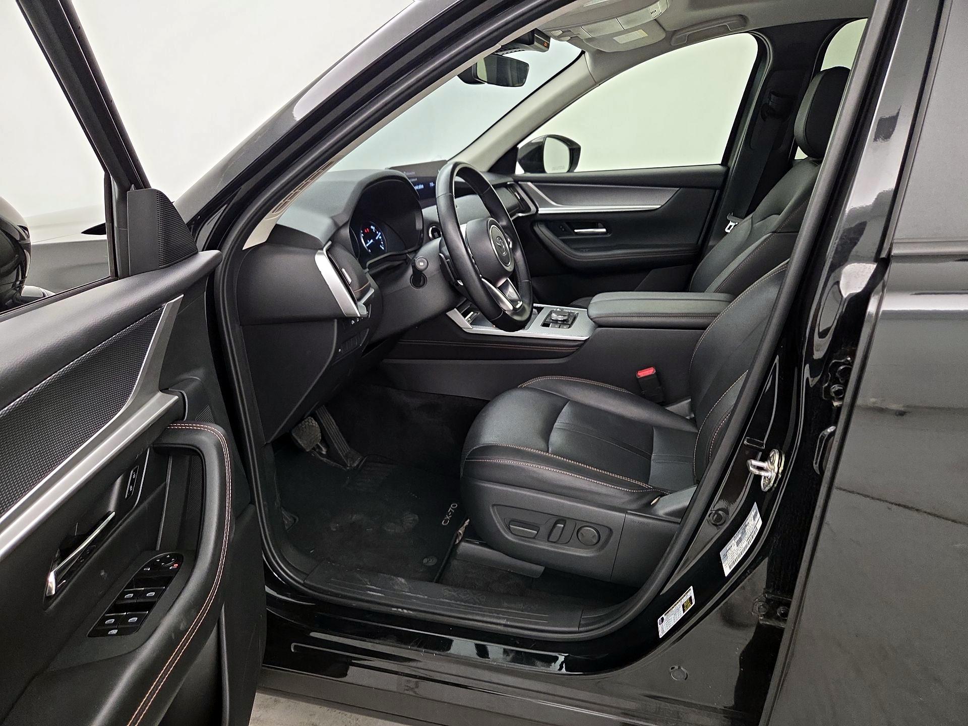 Thumbnail: 2025 Mazda CX-70 - 9