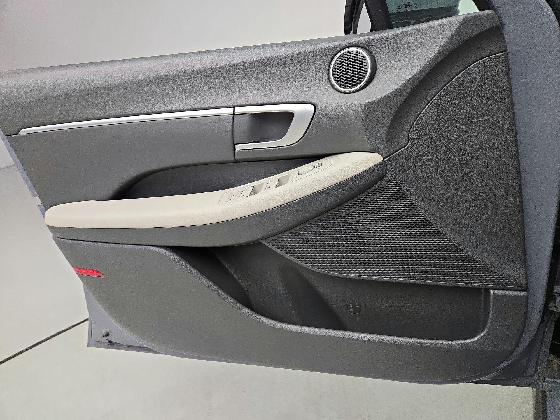 Thumbnail: 2025 Hyundai Sonata - 12