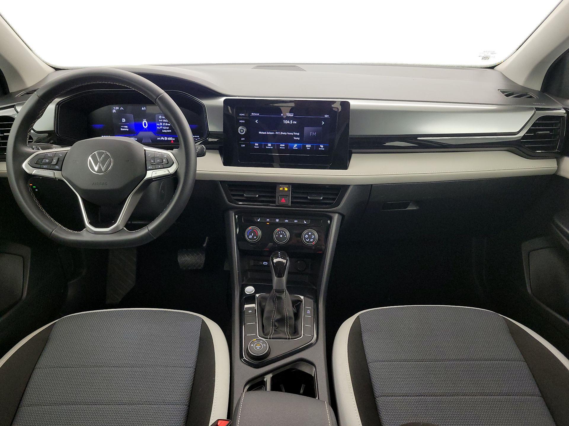 Thumbnail: 2025 Volkswagen Taos - 9