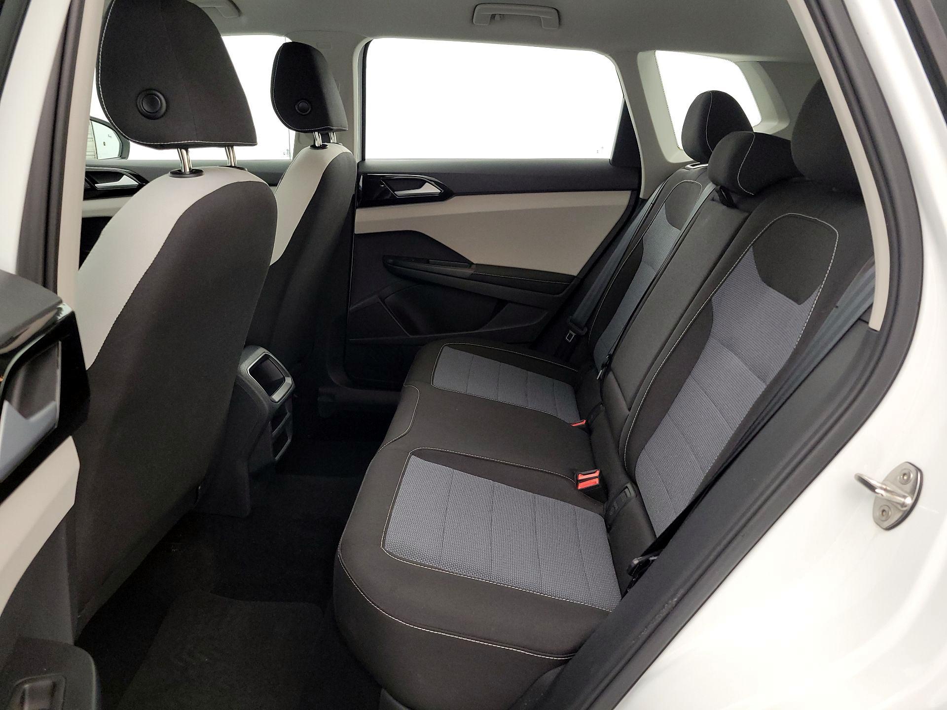 Thumbnail: 2025 Volkswagen Taos - 19