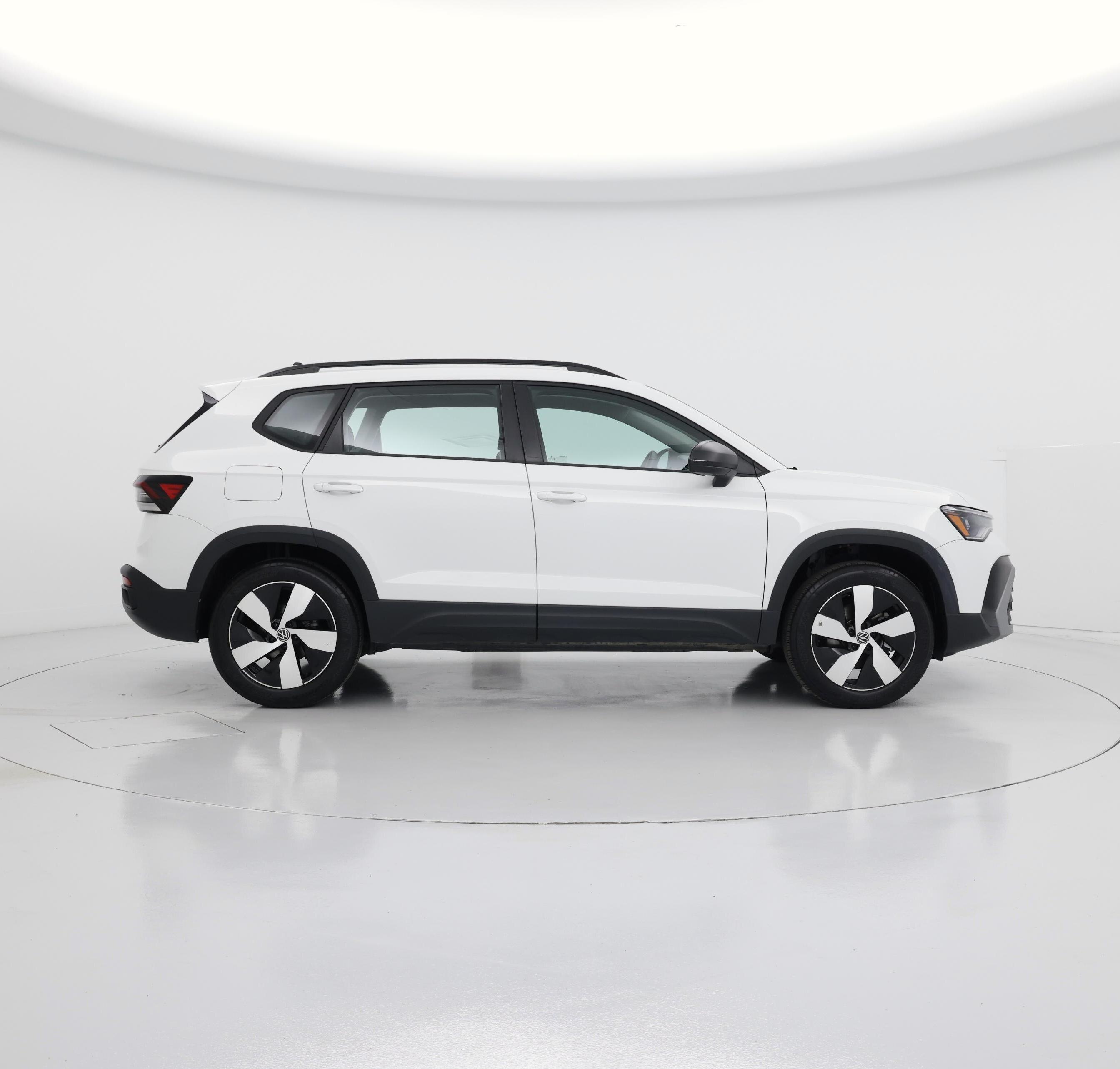 Thumbnail: 2025 Volkswagen Taos - 7