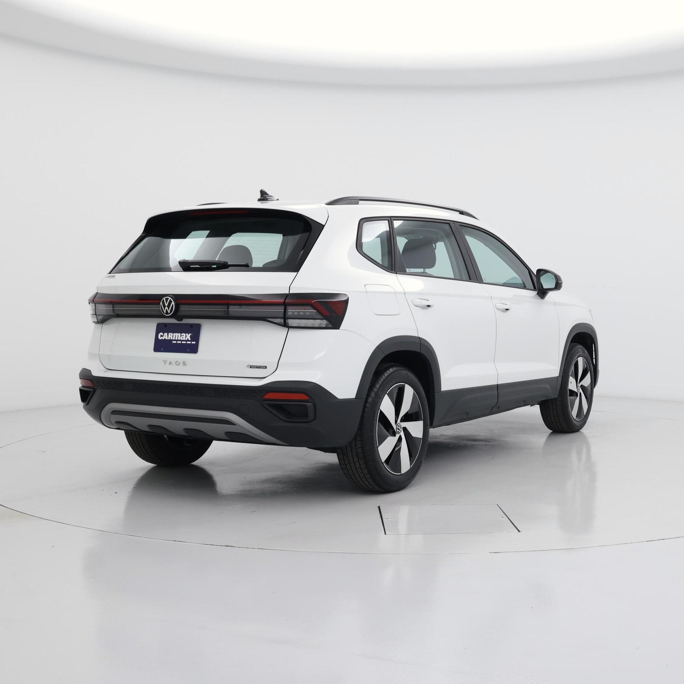 Thumbnail: 2025 Volkswagen Taos - 8