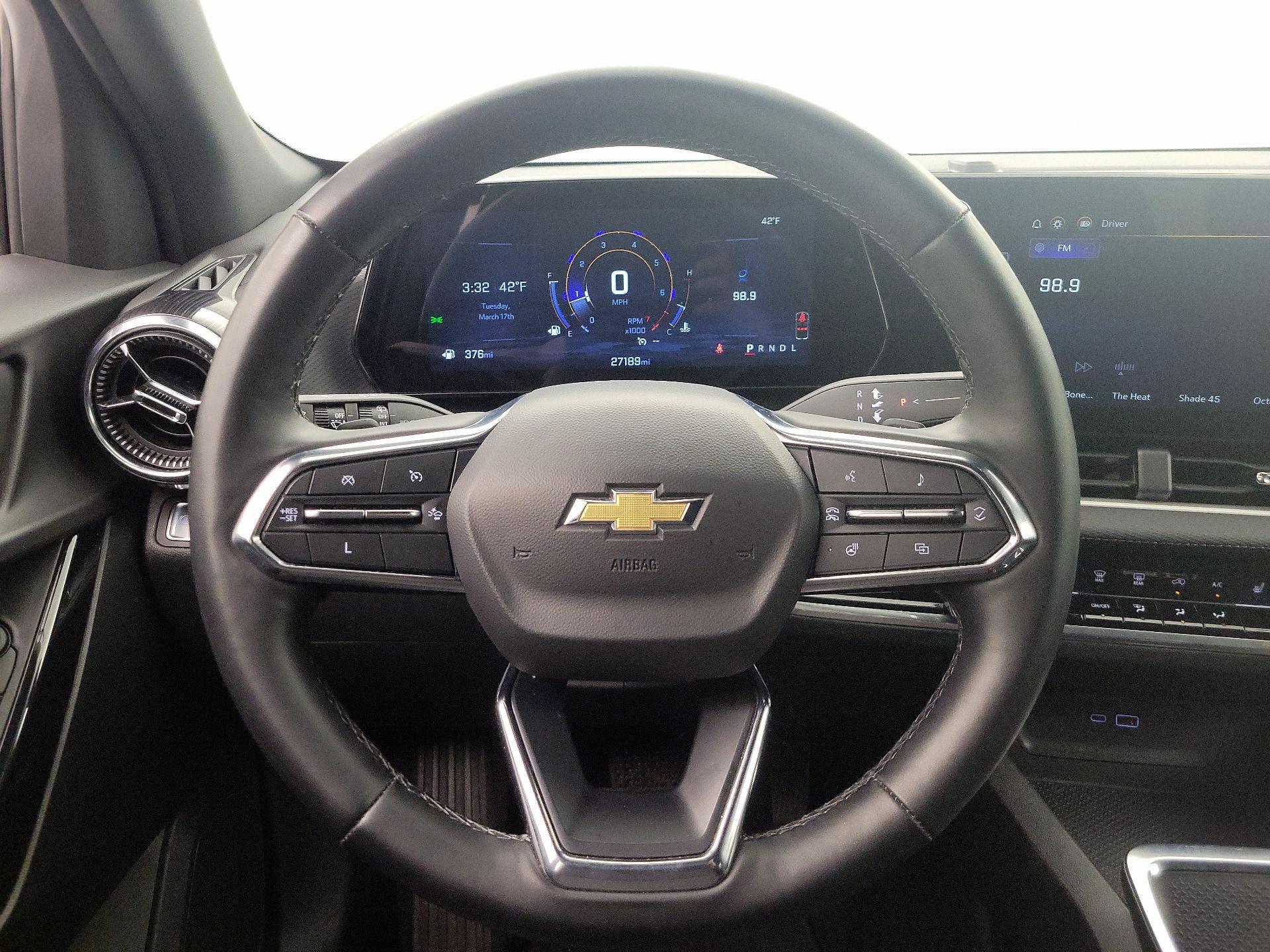 Thumbnail: 2025 Chevrolet Equinox - 10