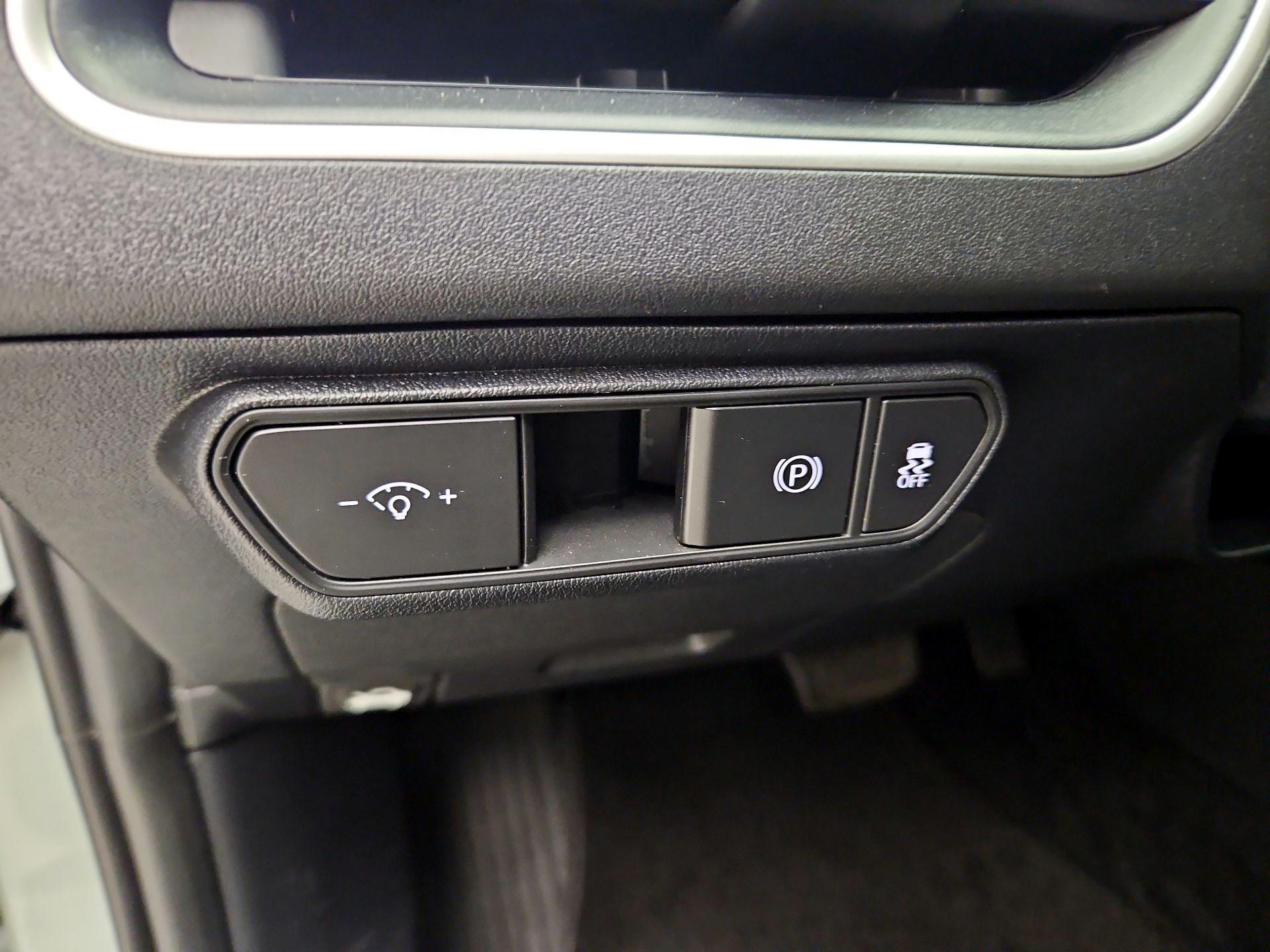 Thumbnail: 2025 Kia K4 - 13