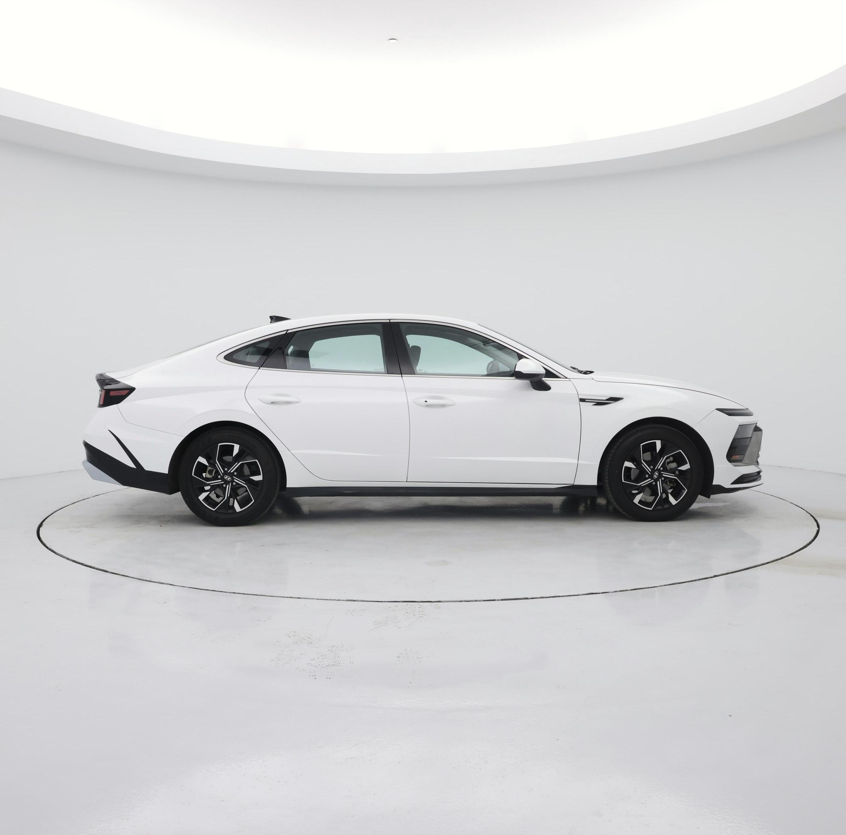 Thumbnail: 2025 Hyundai Sonata - 7