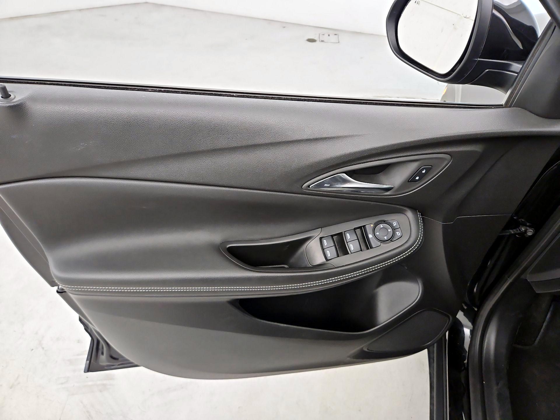 Thumbnail: 2025 Buick Encore GX - 12