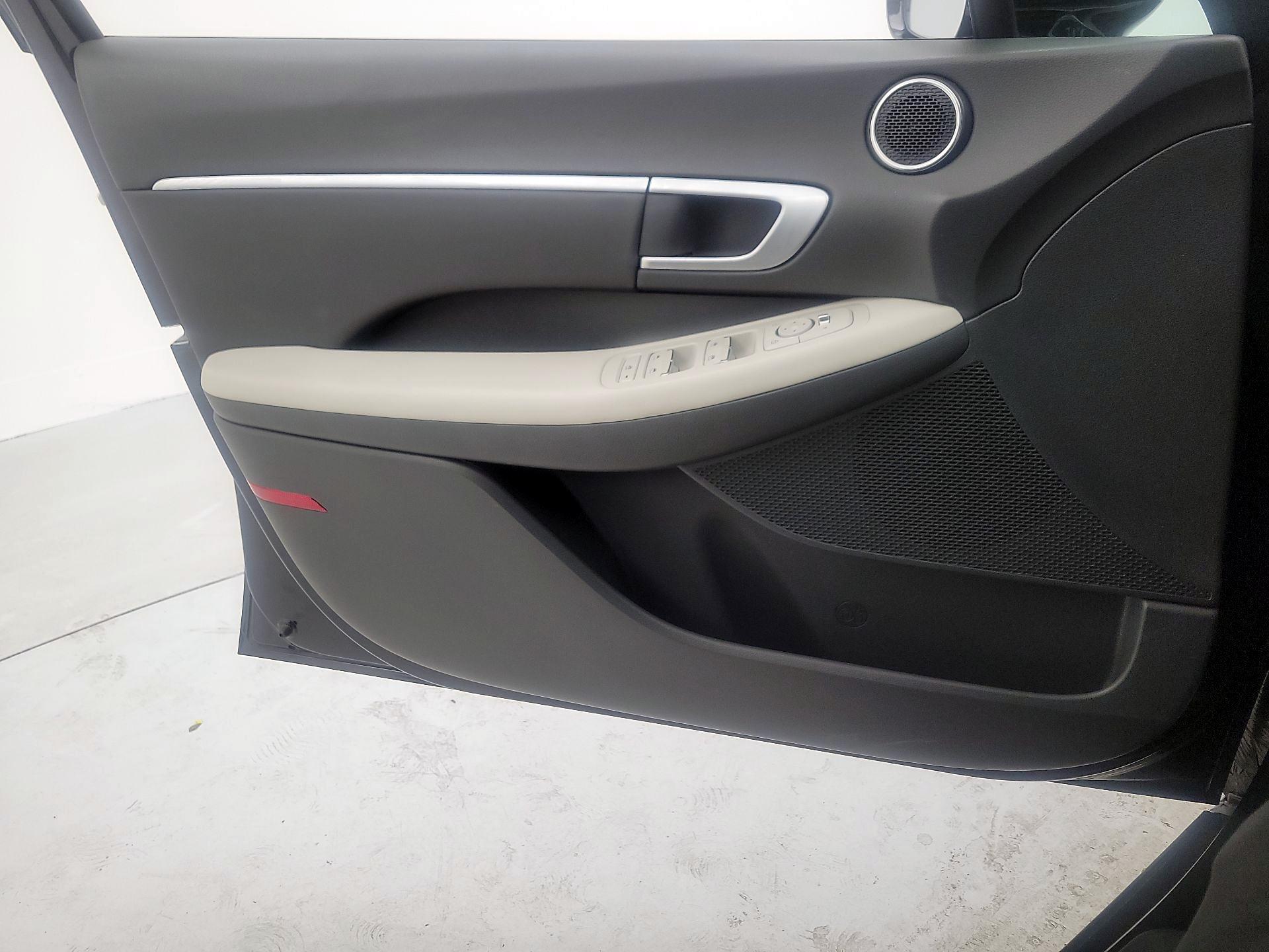 Thumbnail: 2025 Hyundai Sonata - 12