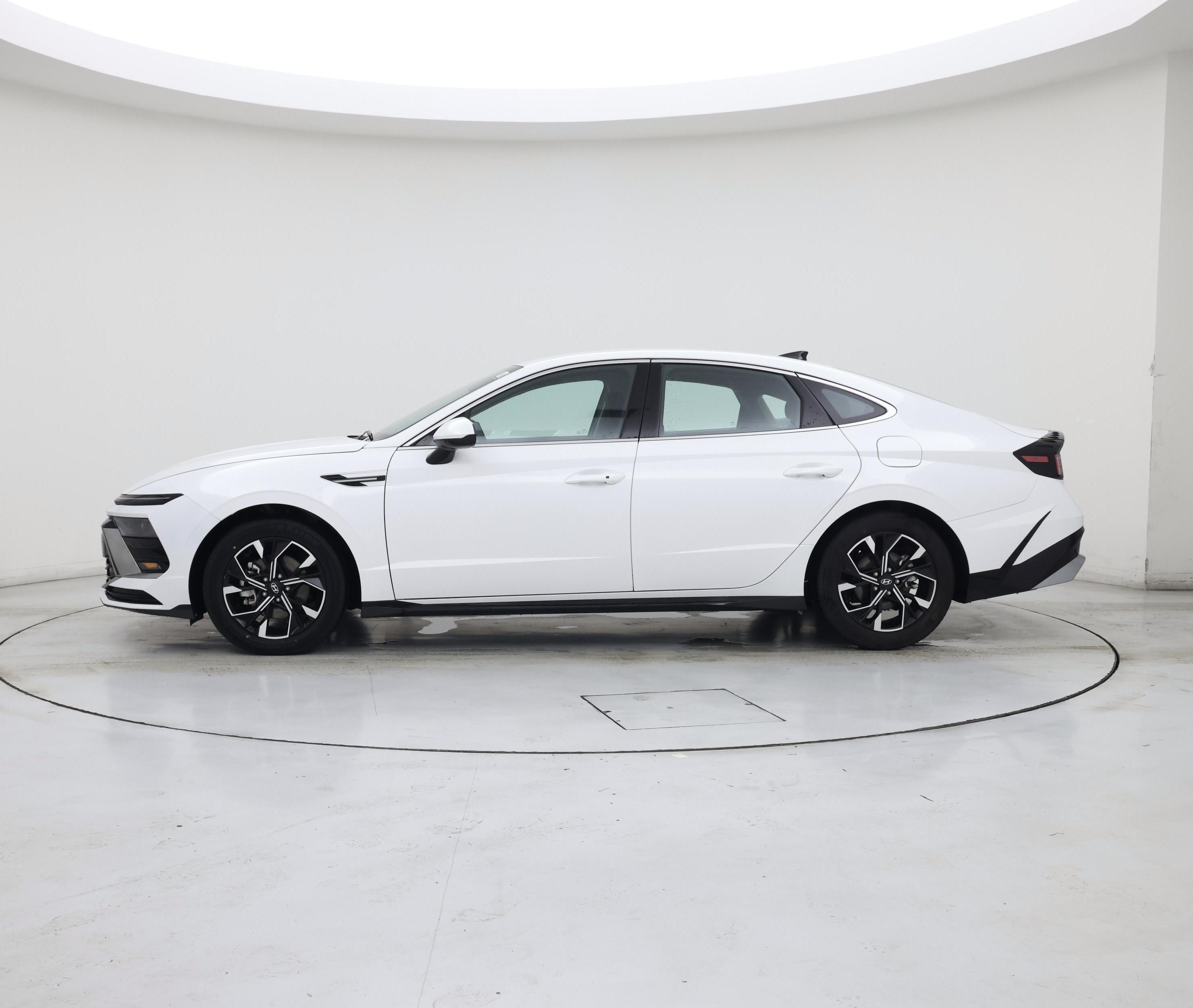 Thumbnail: 2025 Hyundai Sonata - 3