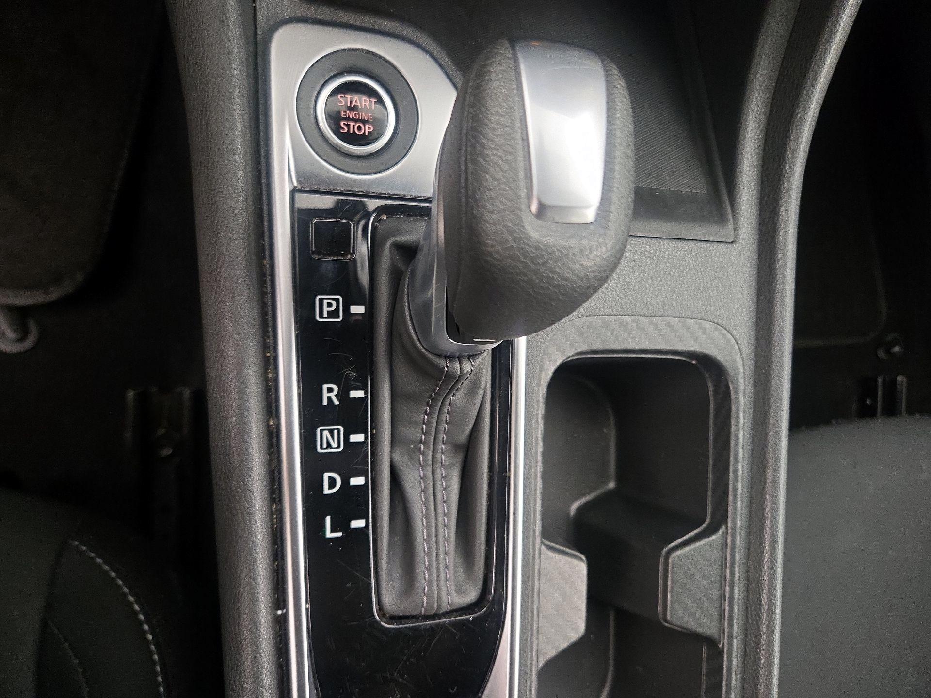 Thumbnail: 2025 Nissan Sentra - 17