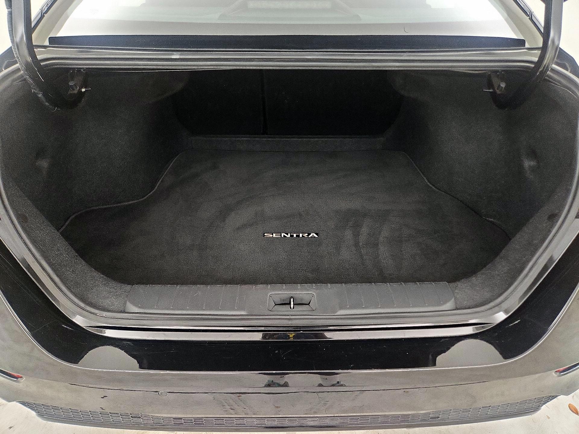 Thumbnail: 2025 Nissan Sentra - 20