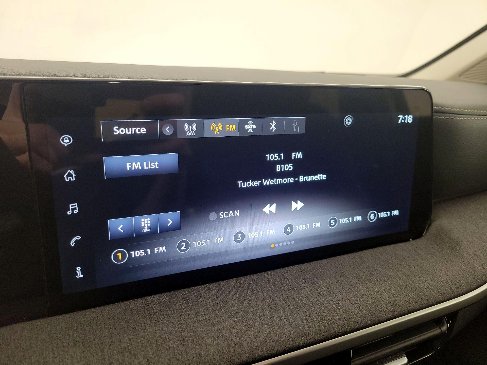 Thumbnail: 2025 Nissan Kicks - 14