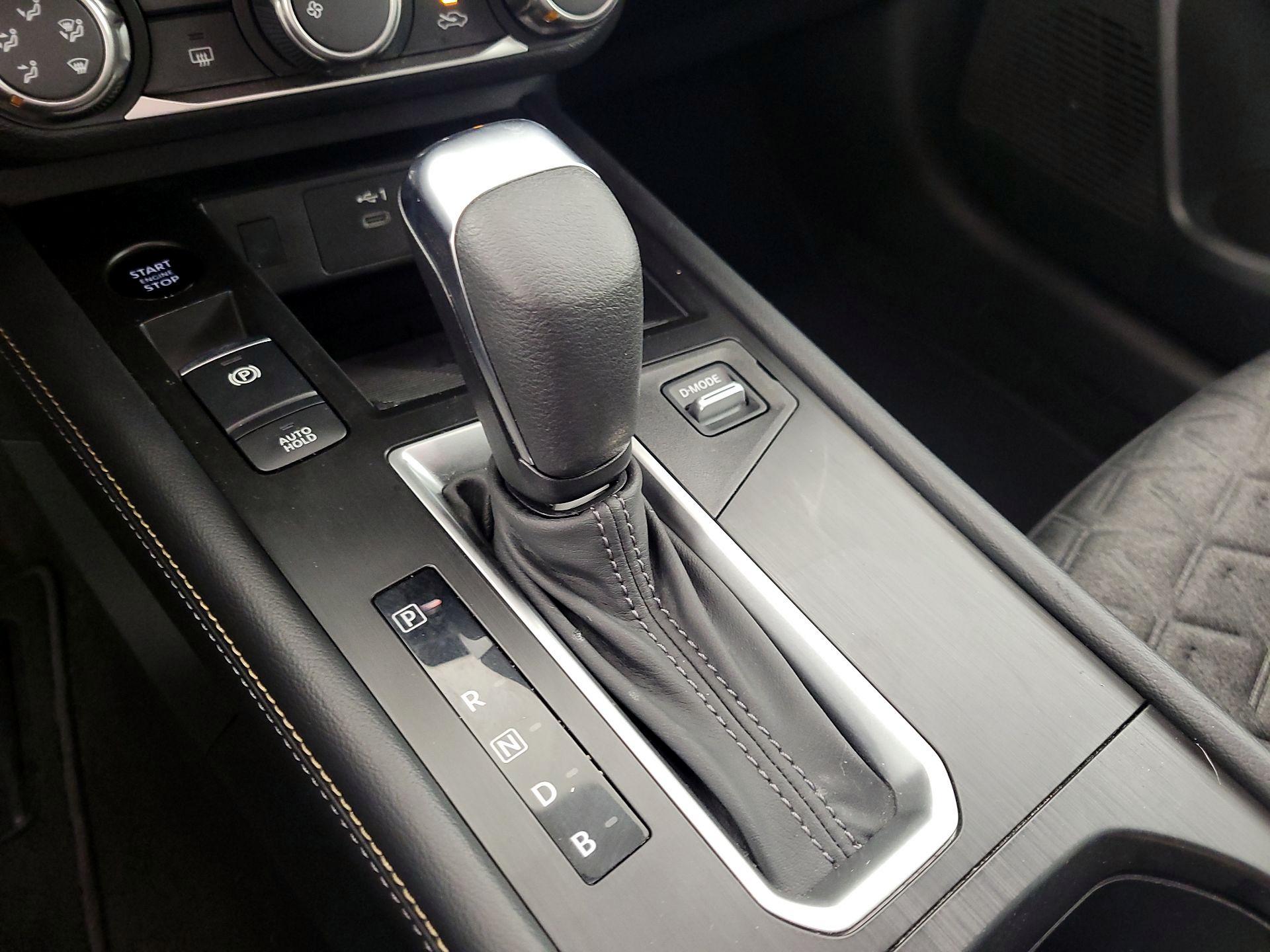 Thumbnail: 2025 Nissan Kicks - 16