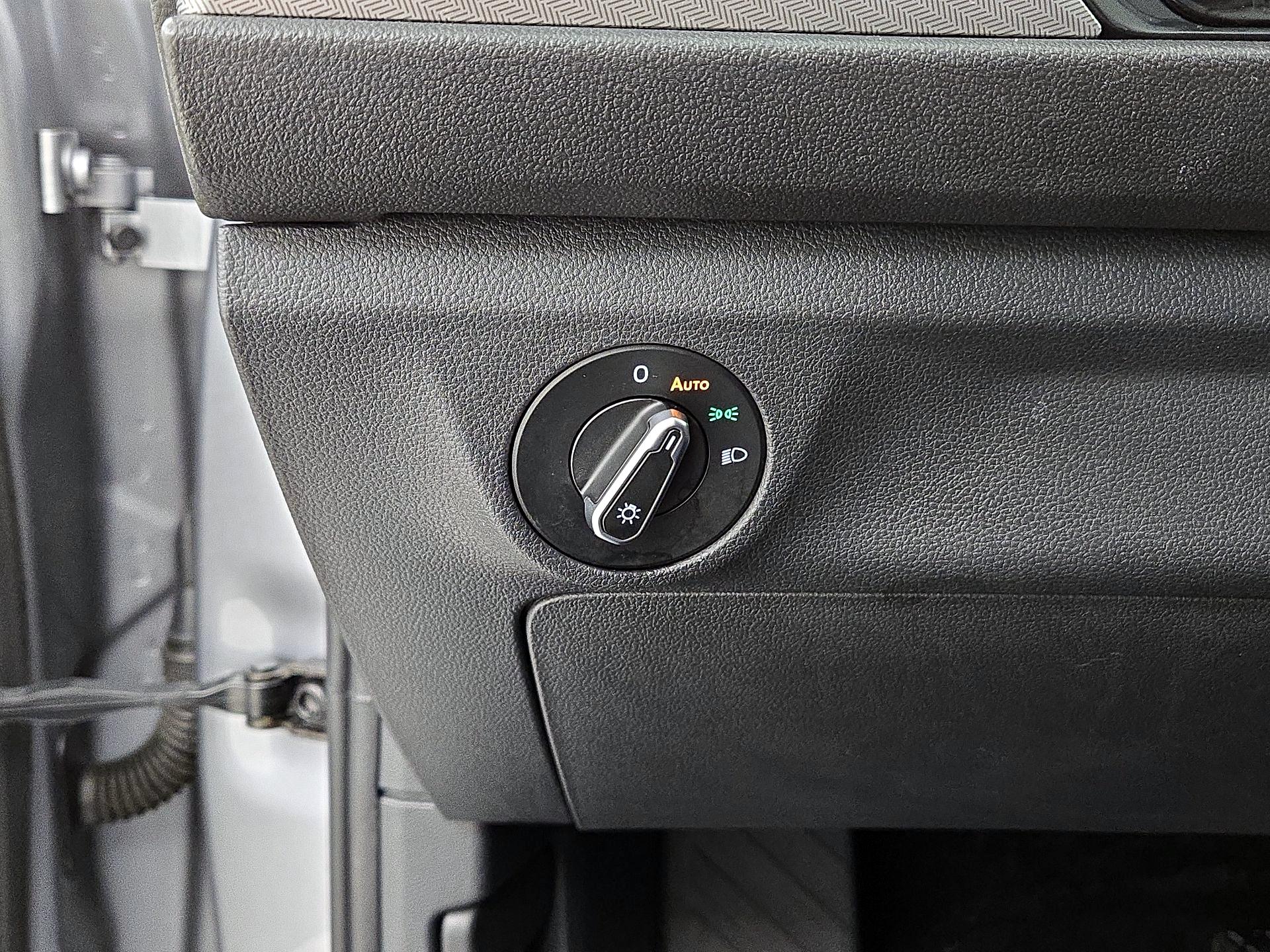 Thumbnail: 2024 Volkswagen Jetta - 13