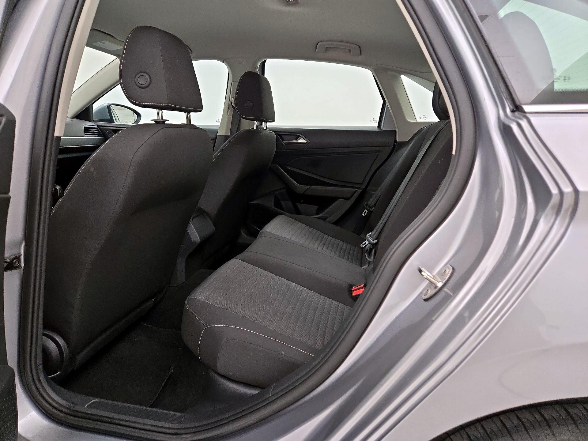 Thumbnail: 2024 Volkswagen Jetta - 19