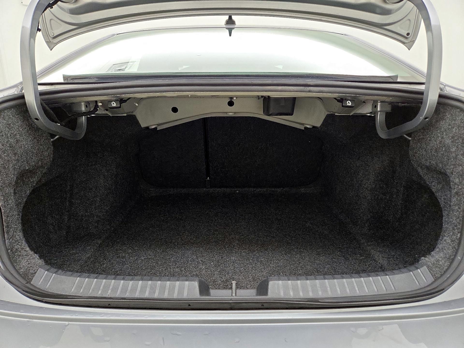 Thumbnail: 2024 Volkswagen Jetta - 20