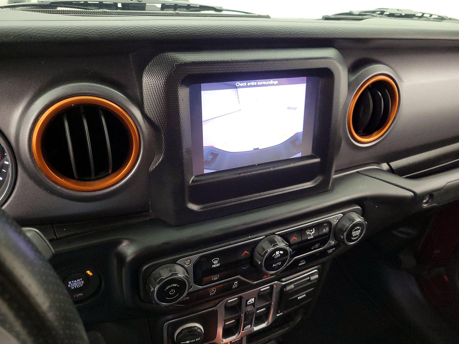 Thumbnail: 2021 Jeep Gladiator - 14