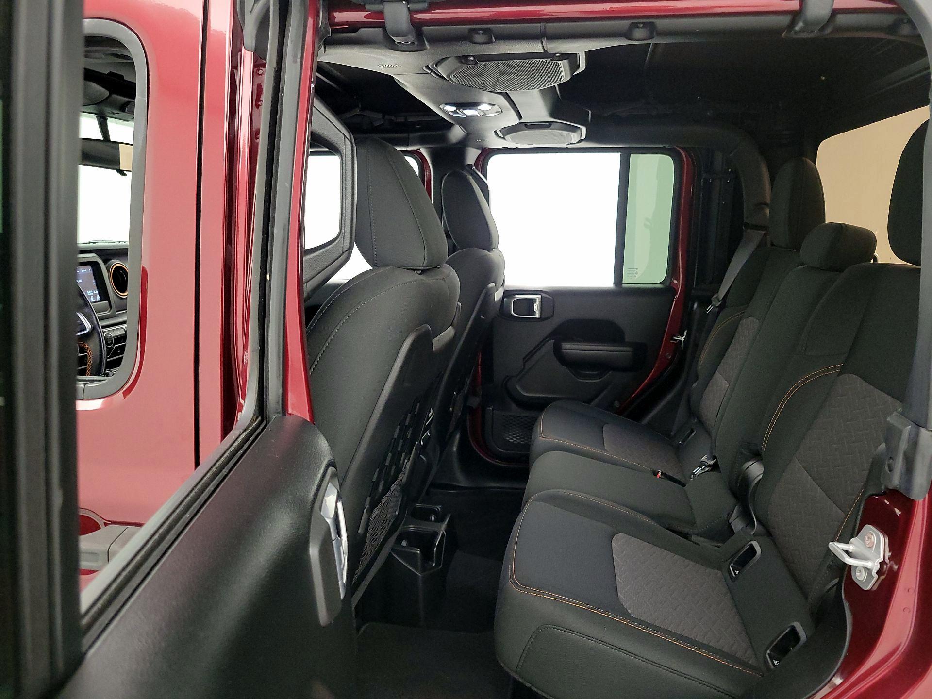 Thumbnail: 2021 Jeep Gladiator - 19