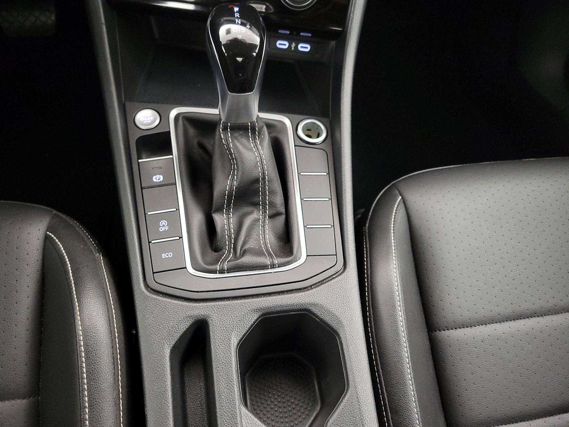 Thumbnail: 2024 Volkswagen Jetta - 17