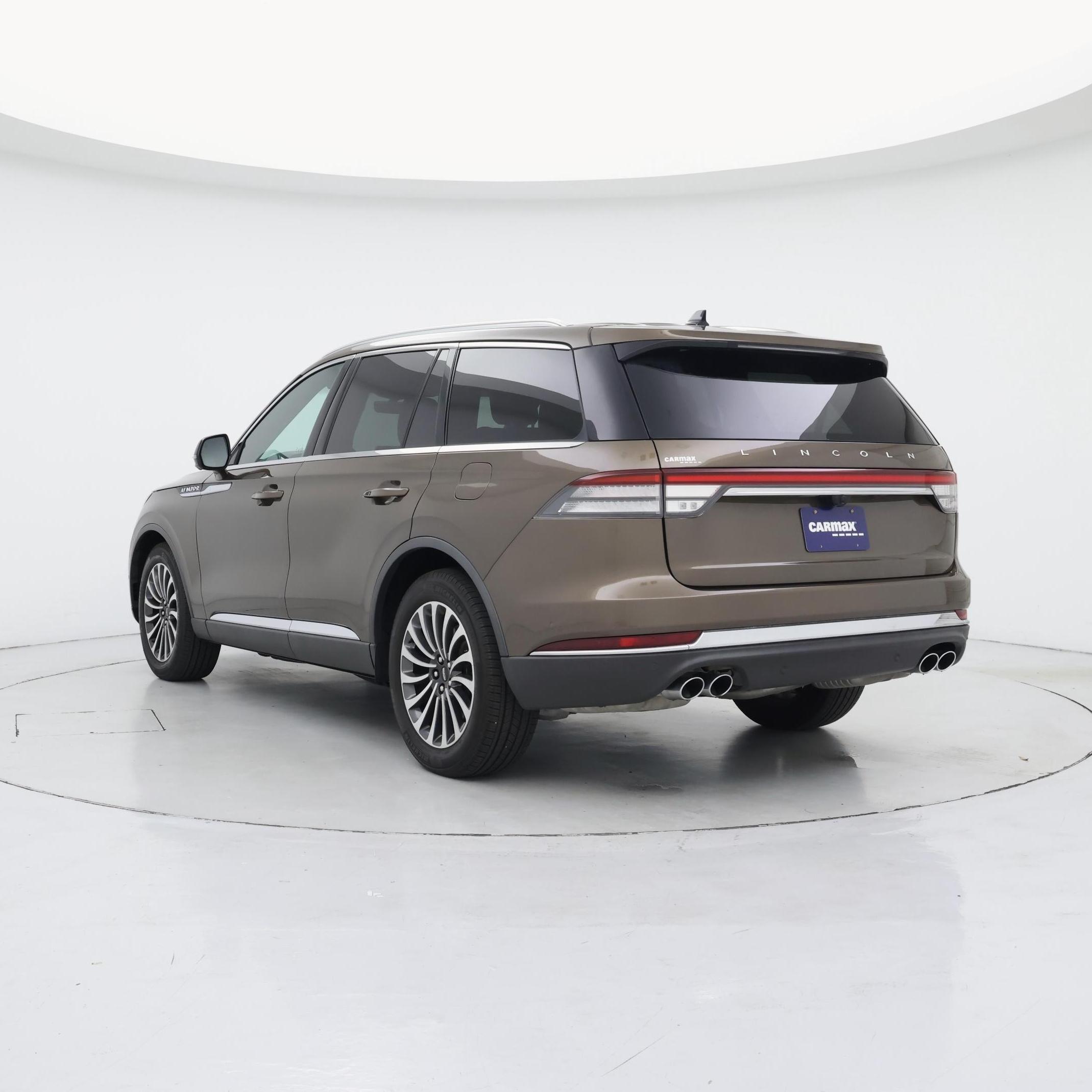 Thumbnail: 2022 Lincoln Aviator - 2