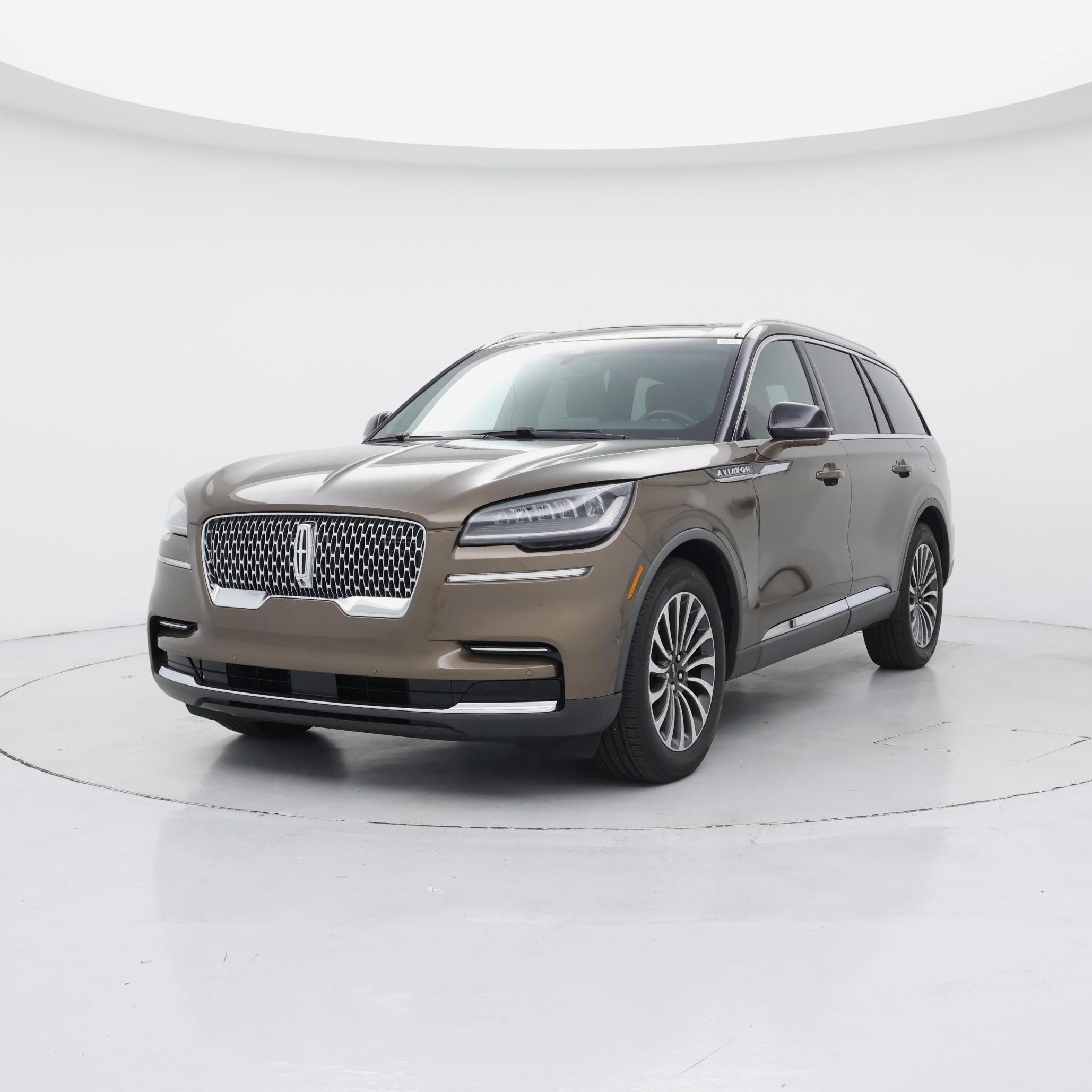 Thumbnail: 2022 Lincoln Aviator - 4