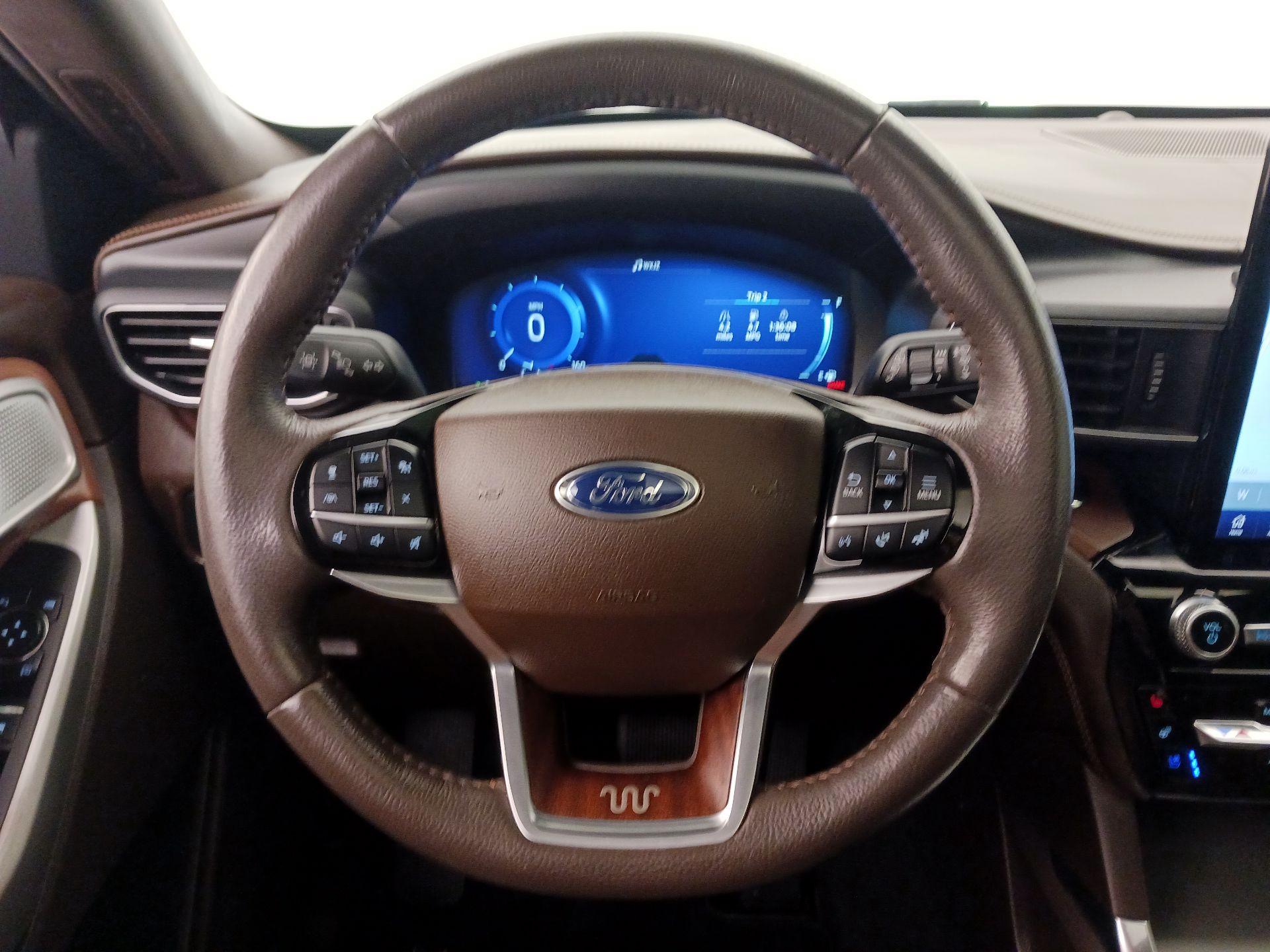 Thumbnail: 2022 Ford Explorer - 10