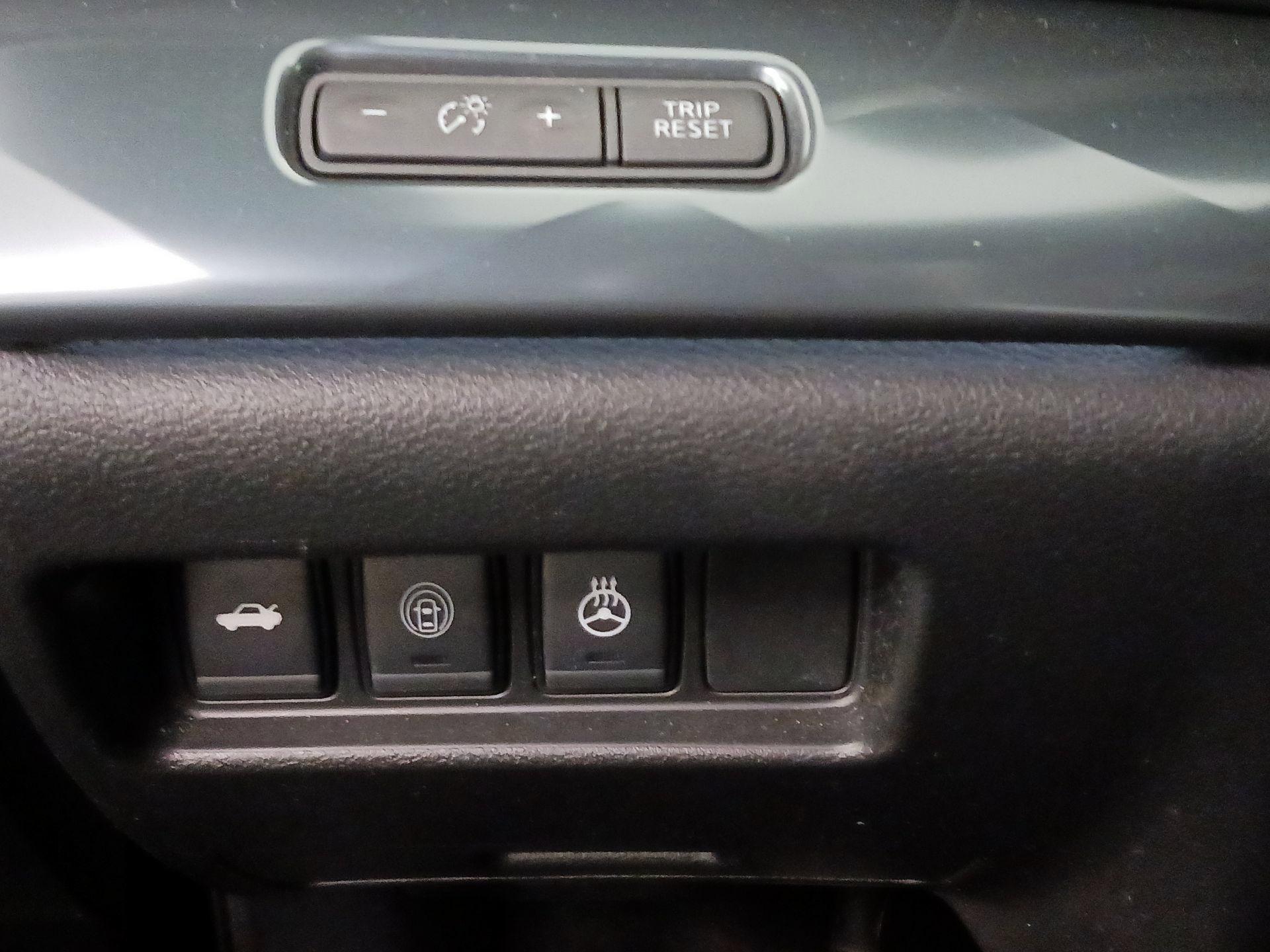 Thumbnail: 2020 Nissan Maxima - 13