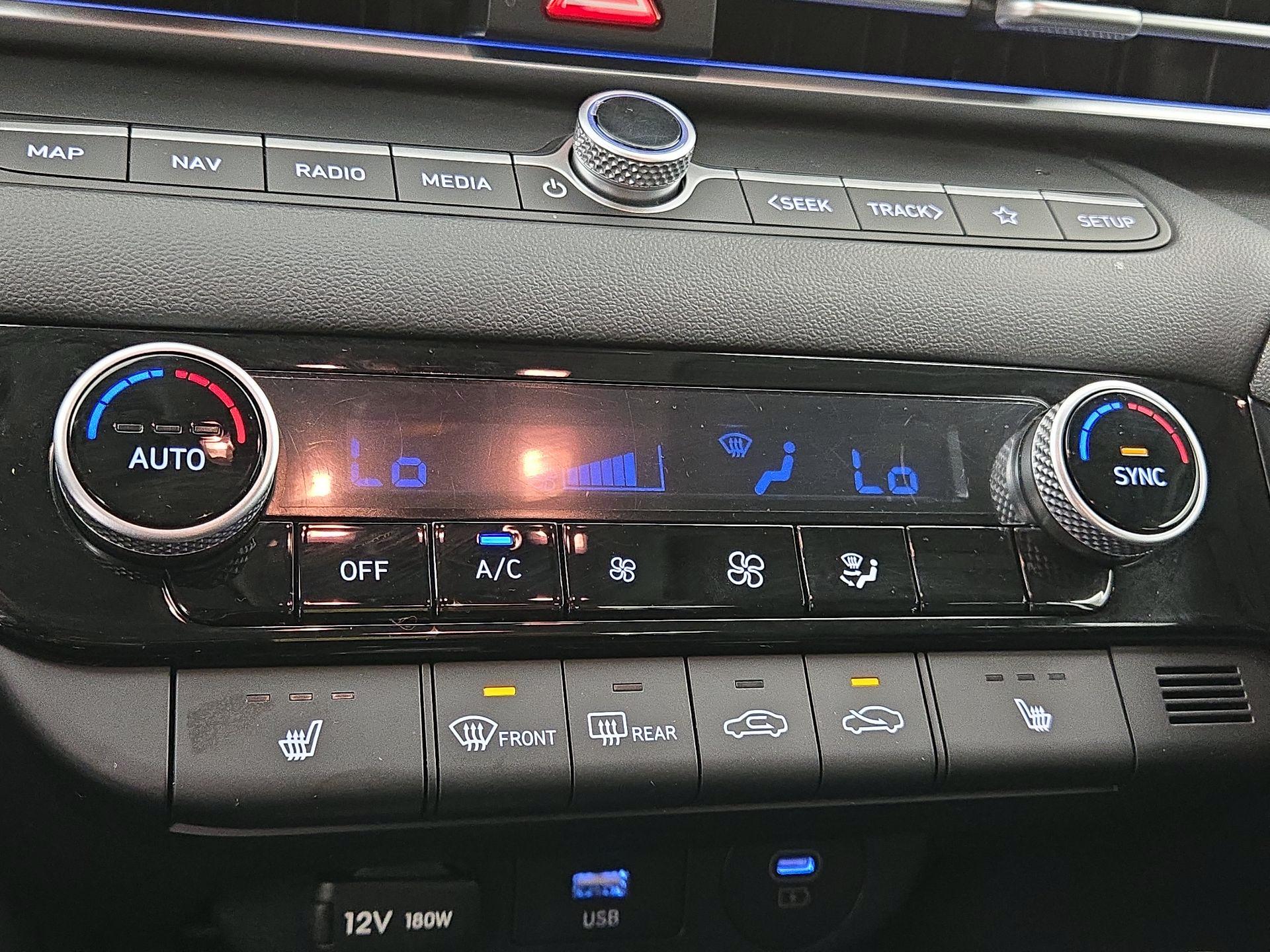 Thumbnail: 2025 Hyundai Elantra - 16