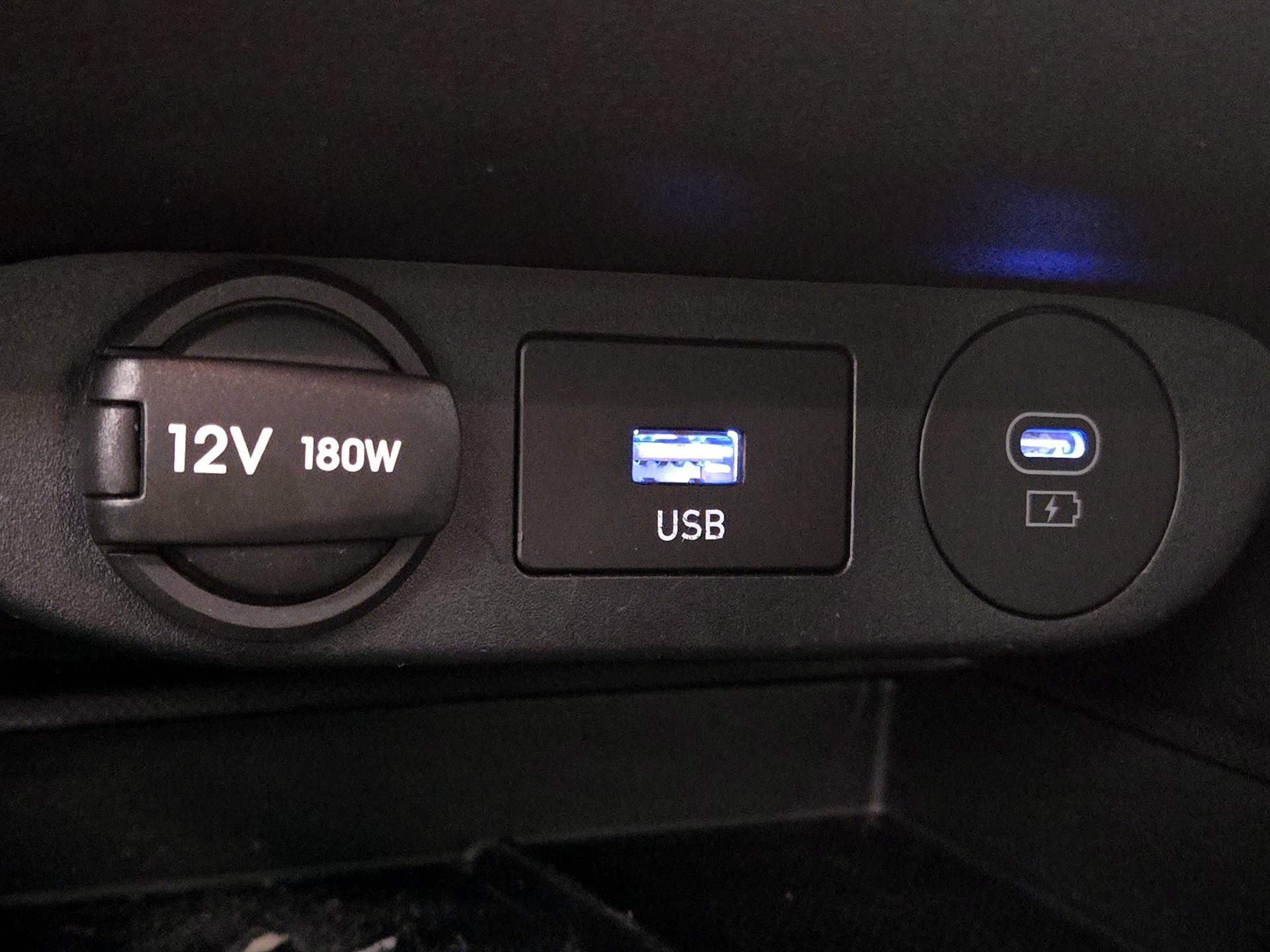 Thumbnail: 2025 Hyundai Elantra - 18