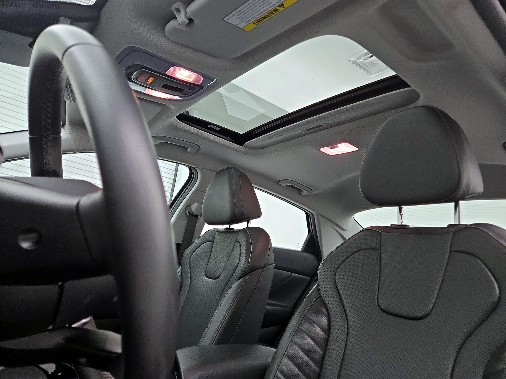 Thumbnail: 2025 Hyundai Elantra - 19