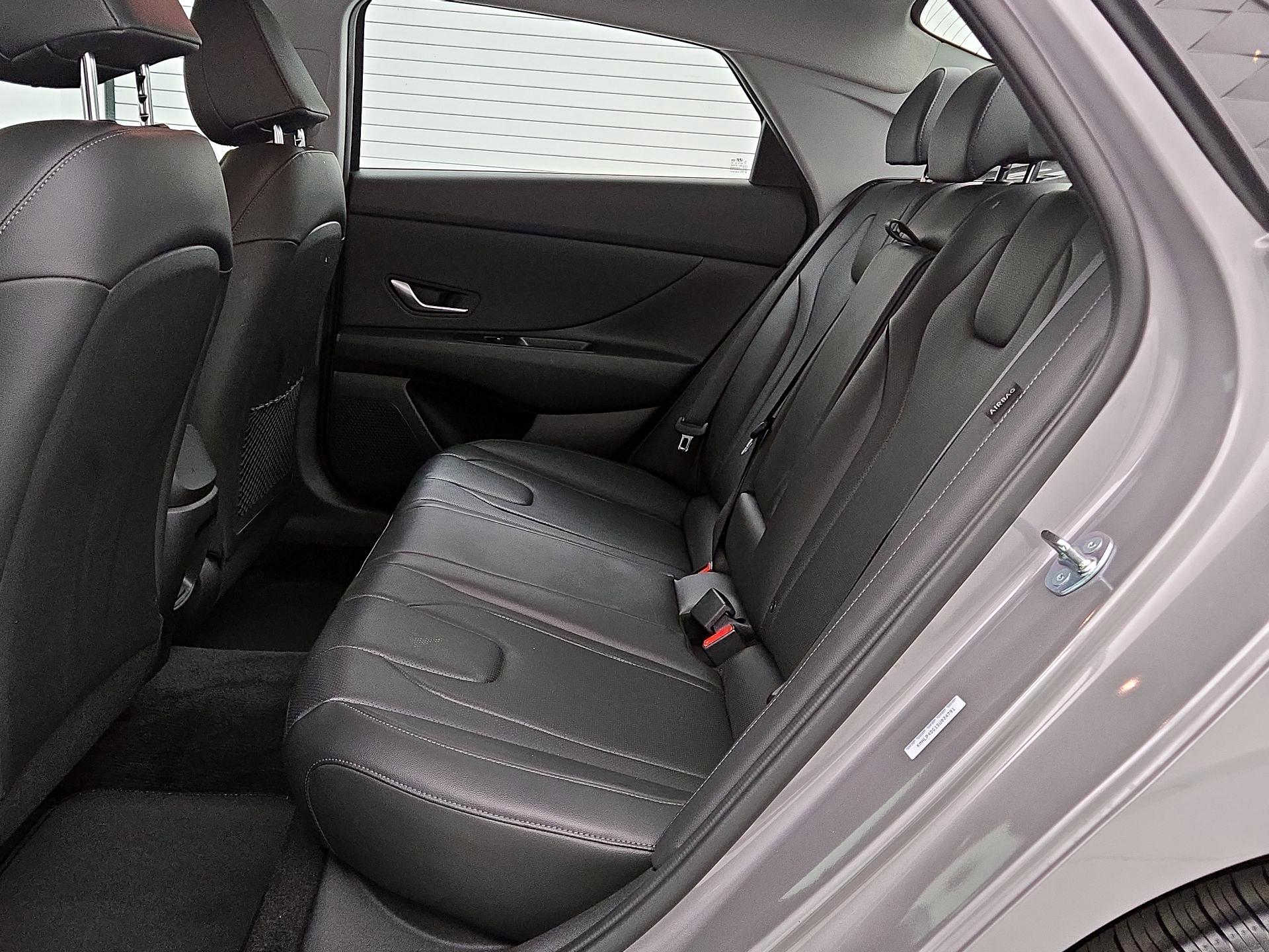 Thumbnail: 2025 Hyundai Elantra - 20