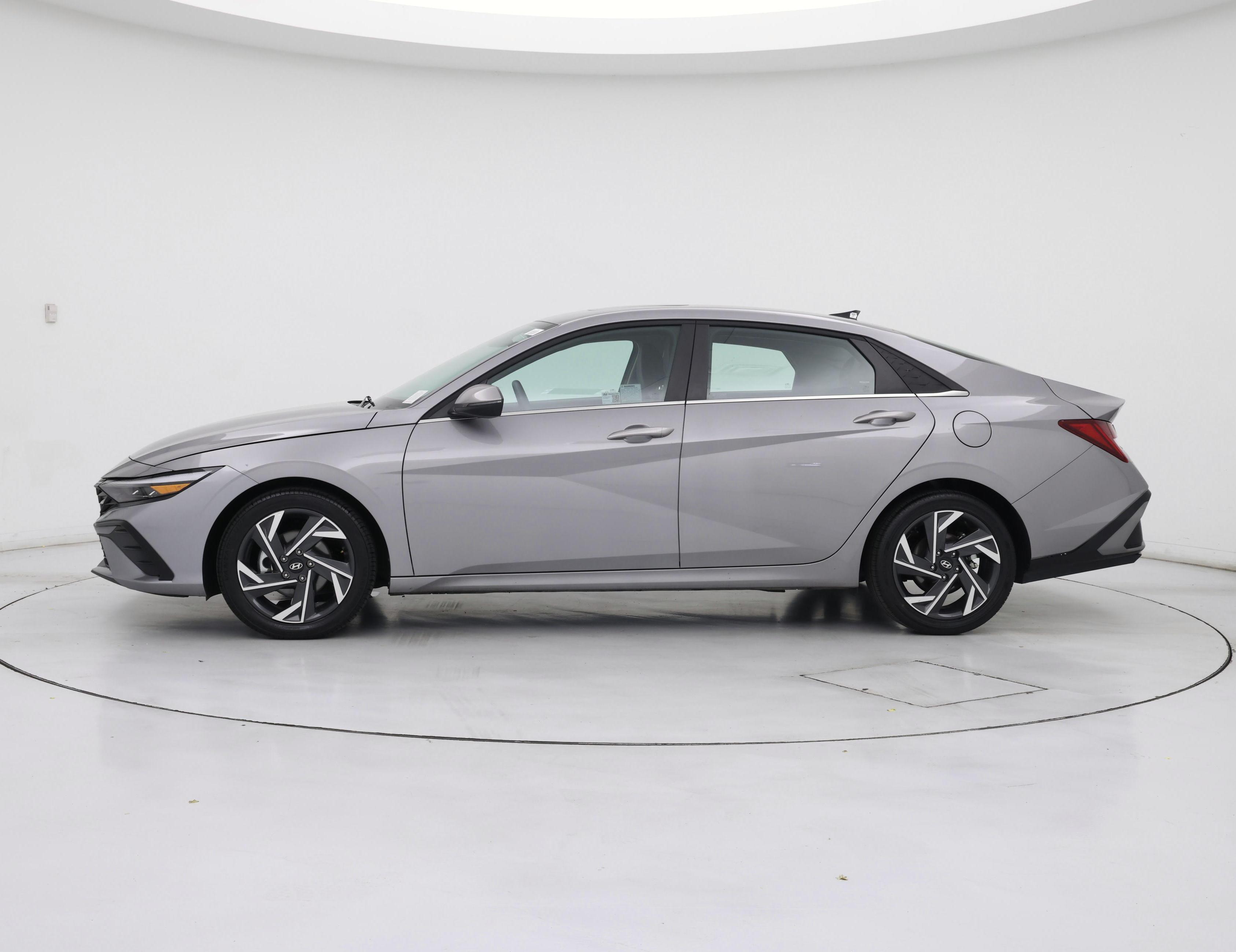 Thumbnail: 2025 Hyundai Elantra - 3