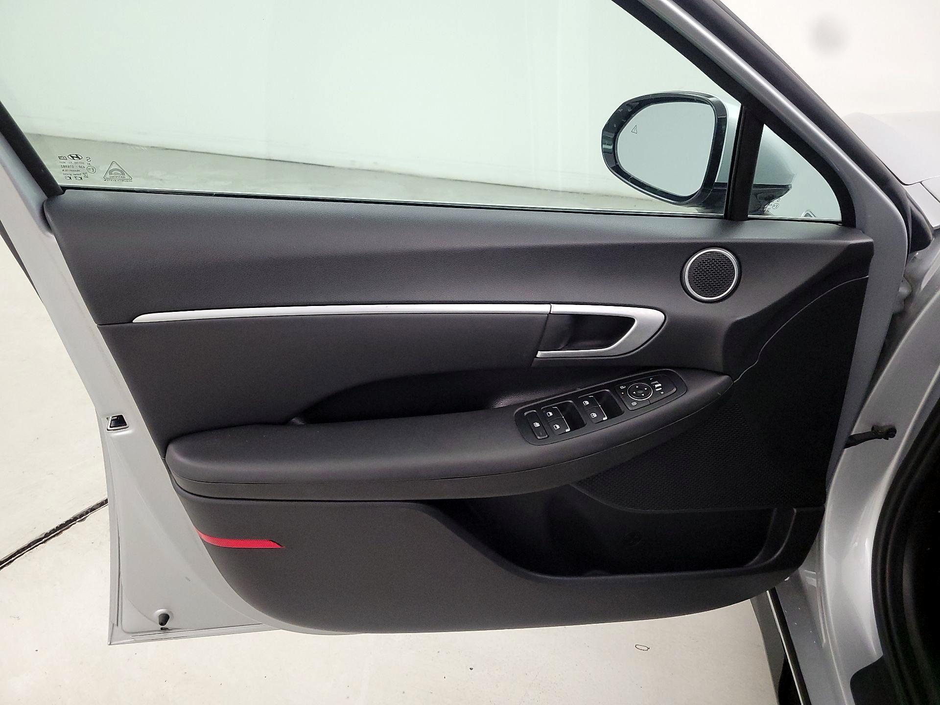 Thumbnail: 2025 Hyundai Sonata - 12