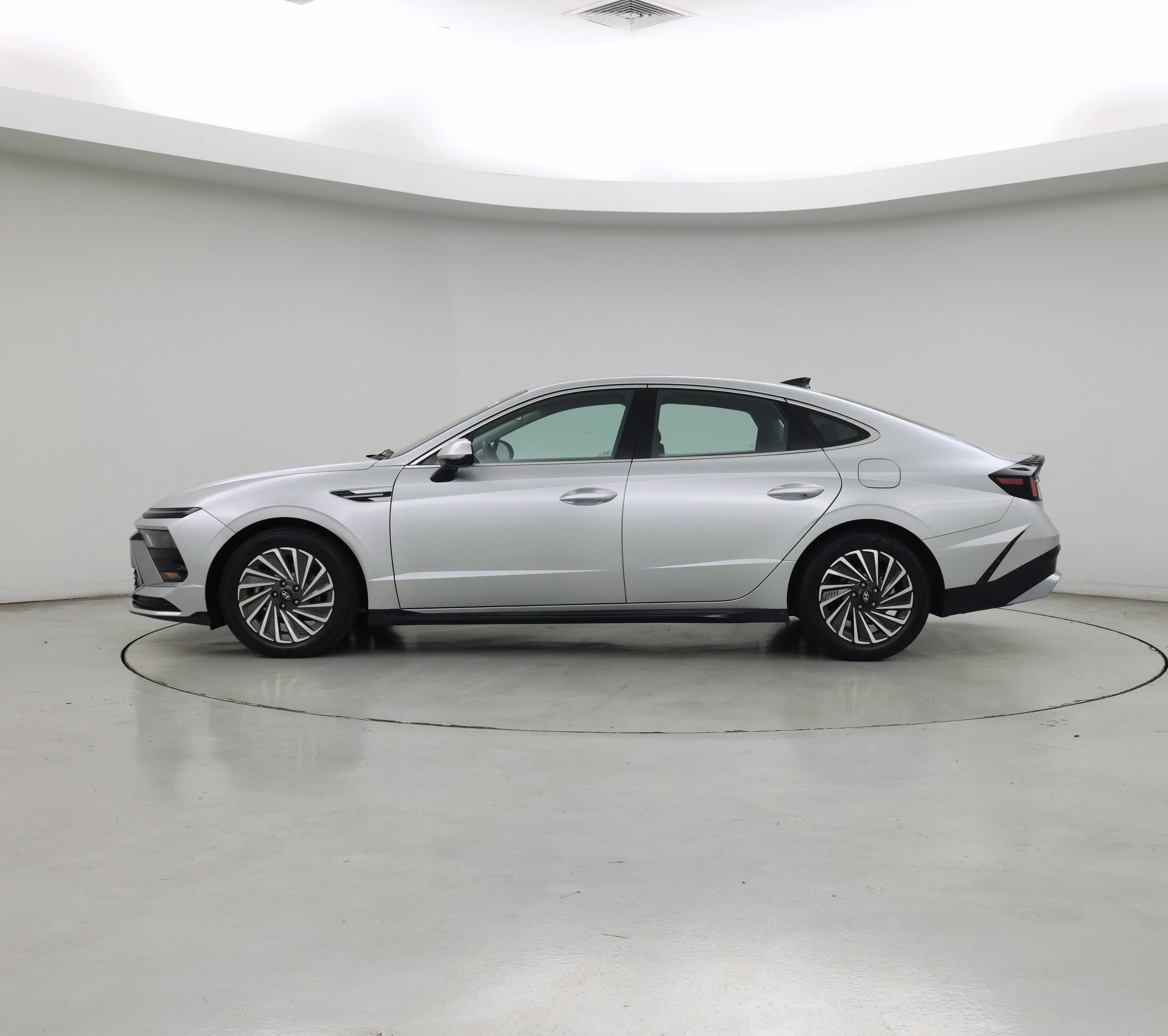 Thumbnail: 2025 Hyundai Sonata - 3