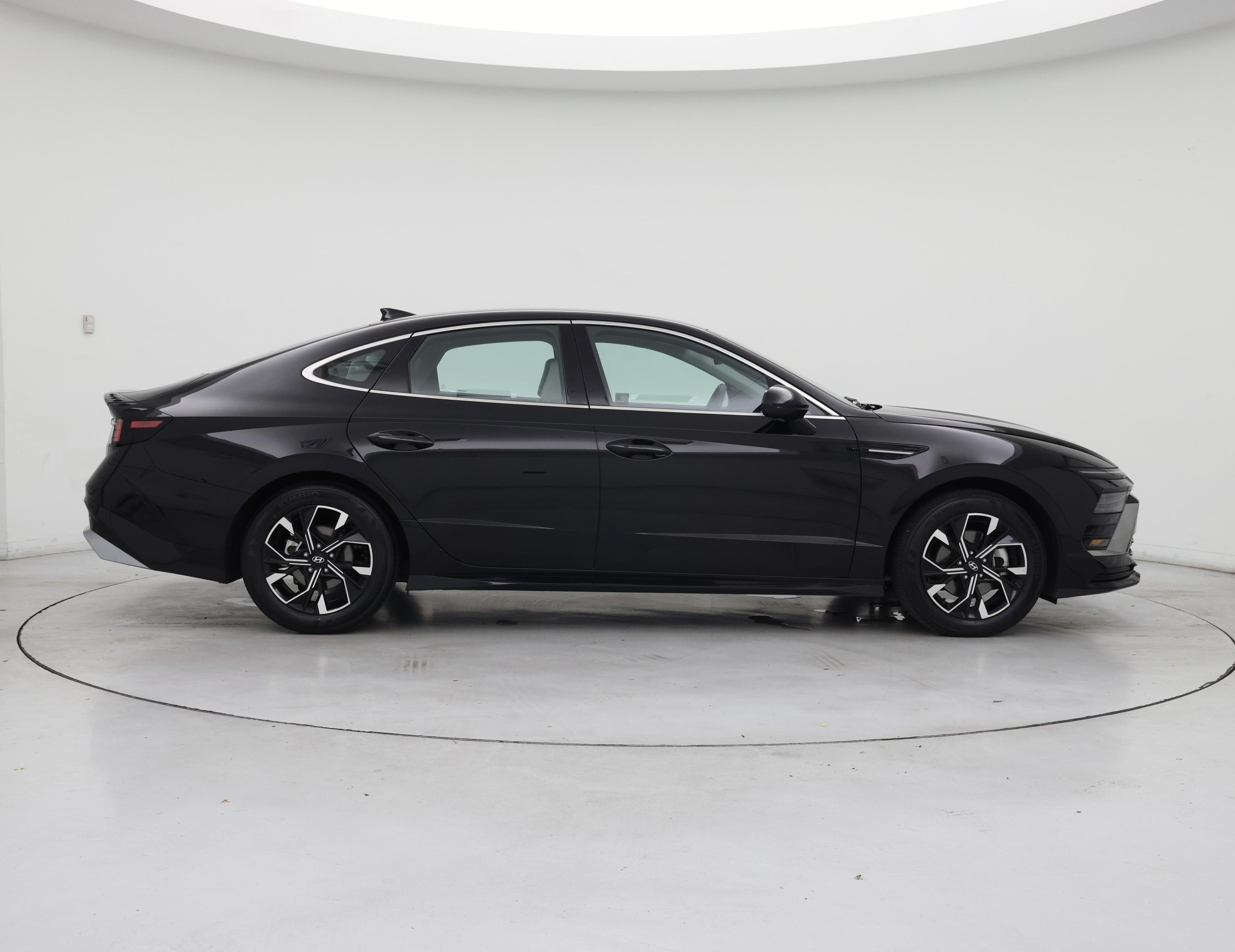 Thumbnail: 2025 Hyundai Sonata - 7