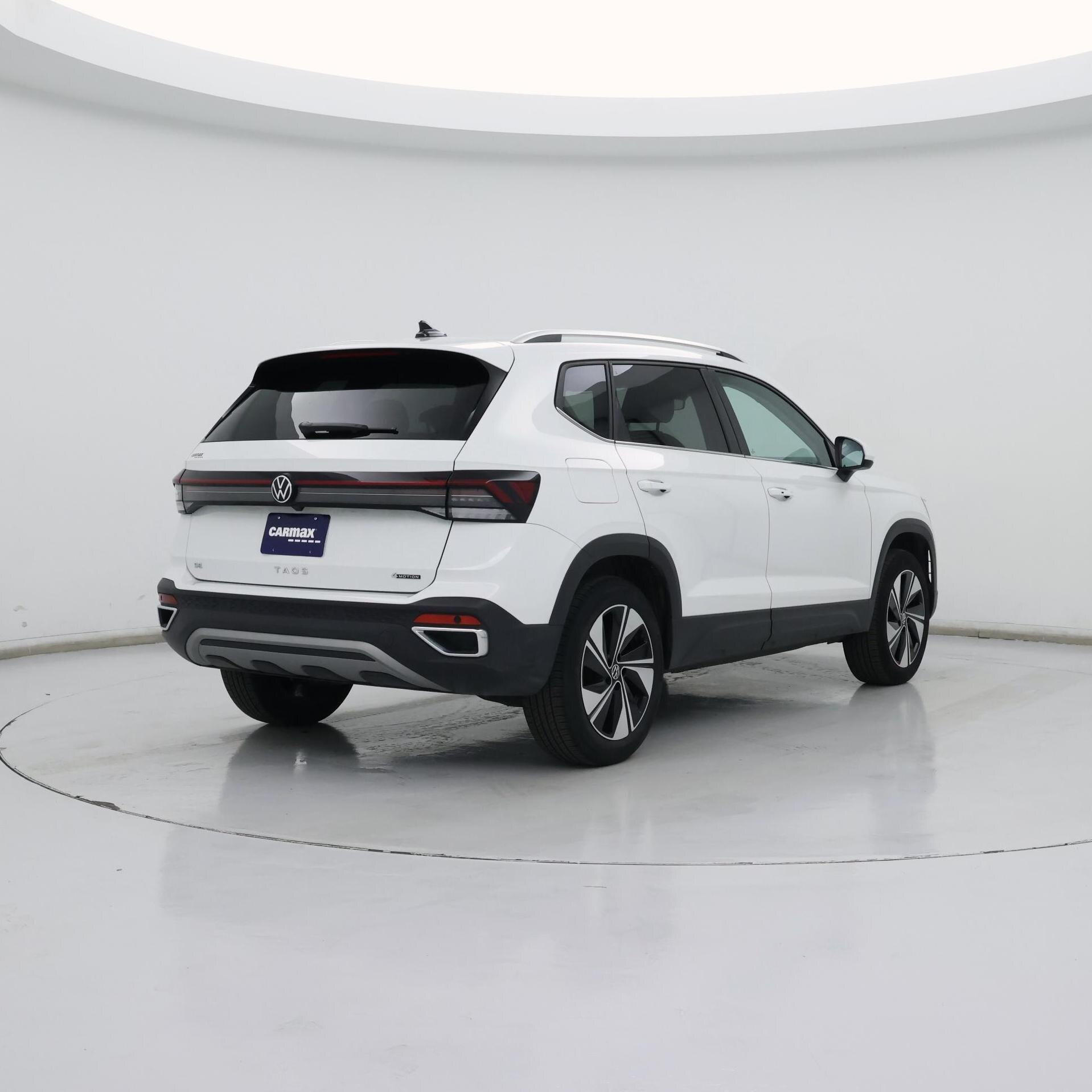 Thumbnail: 2025 Volkswagen Taos - 8