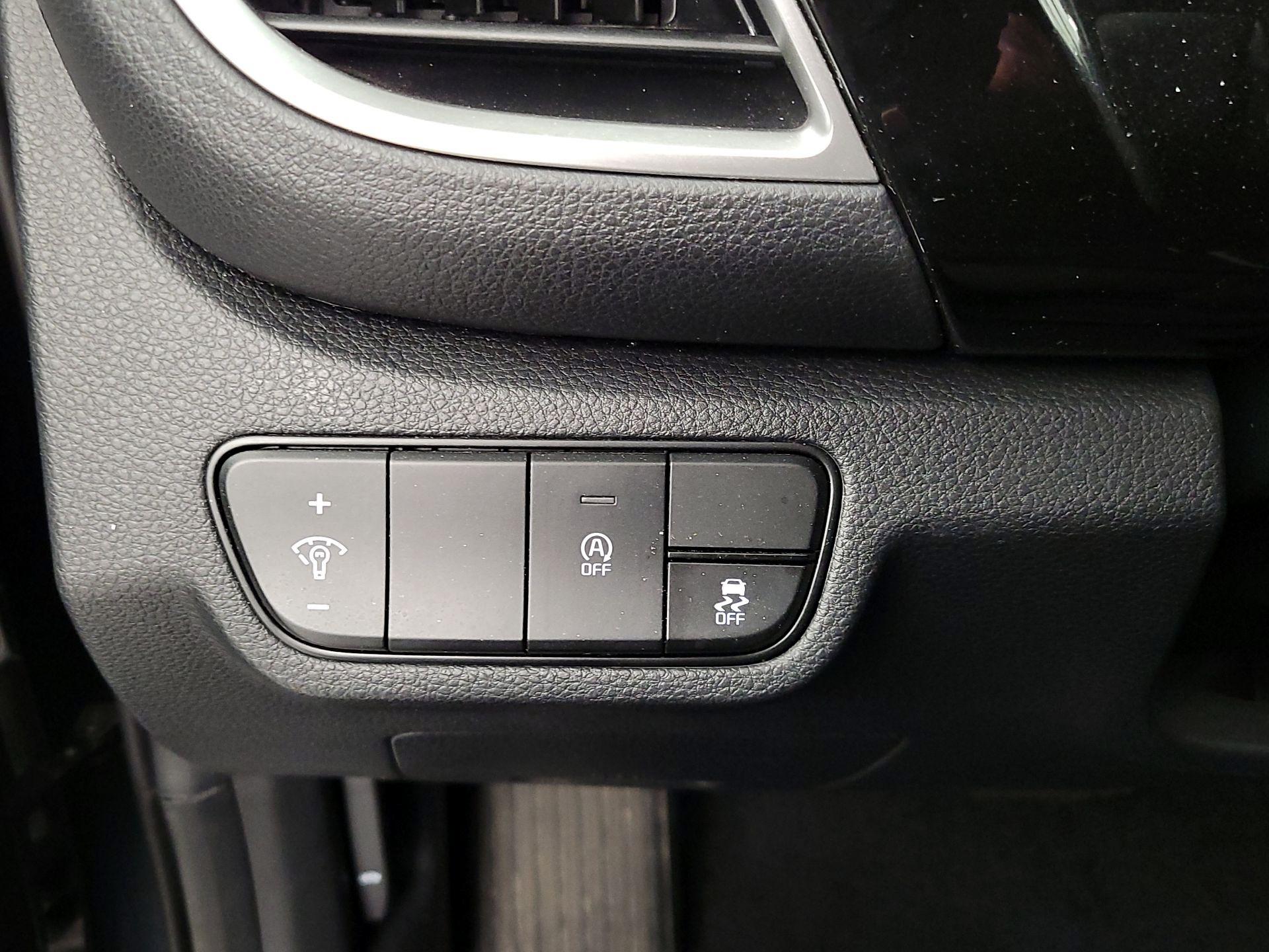 Thumbnail: 2025 Kia Seltos - 13