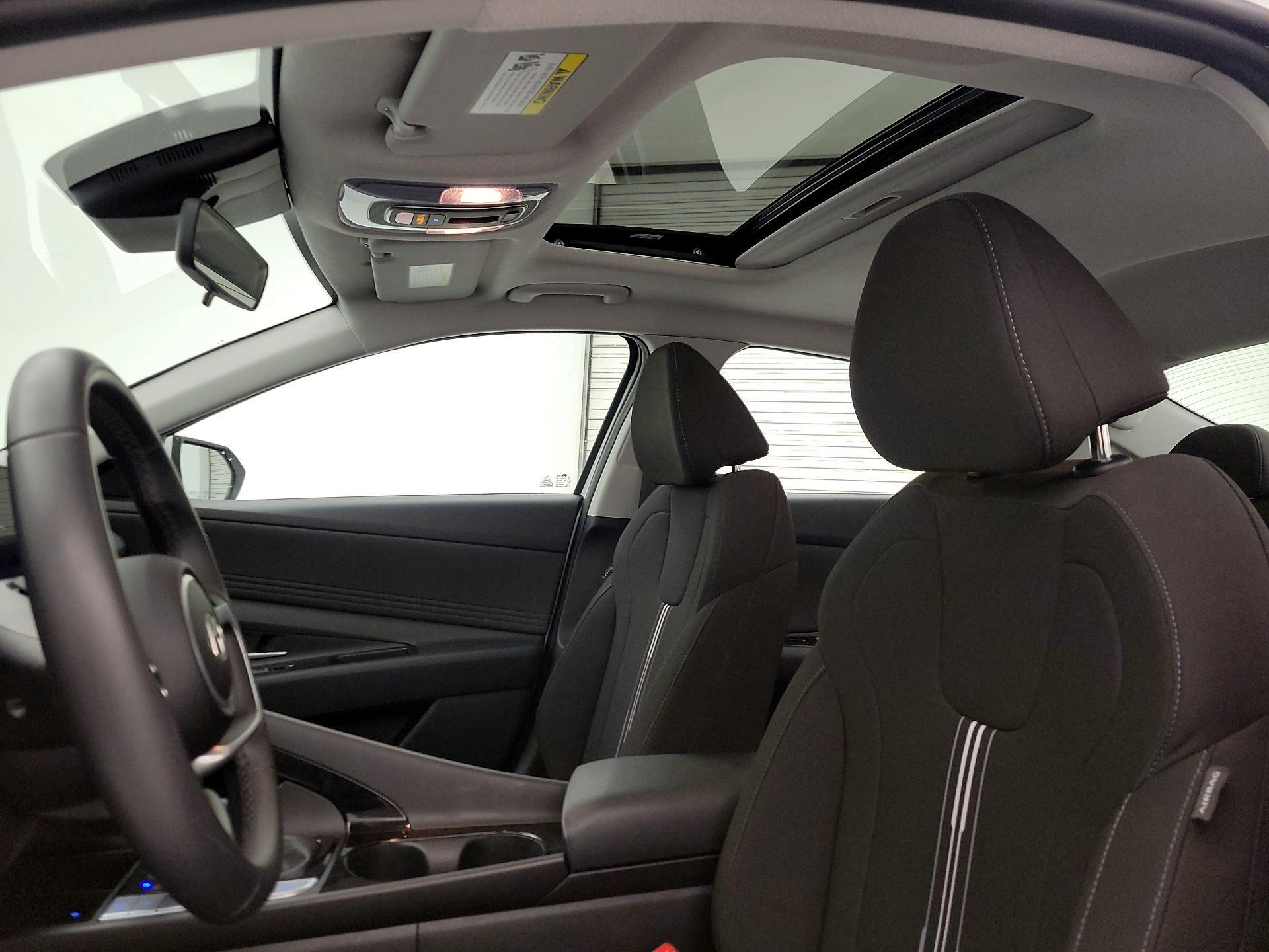 Thumbnail: 2025 Hyundai Elantra - 20