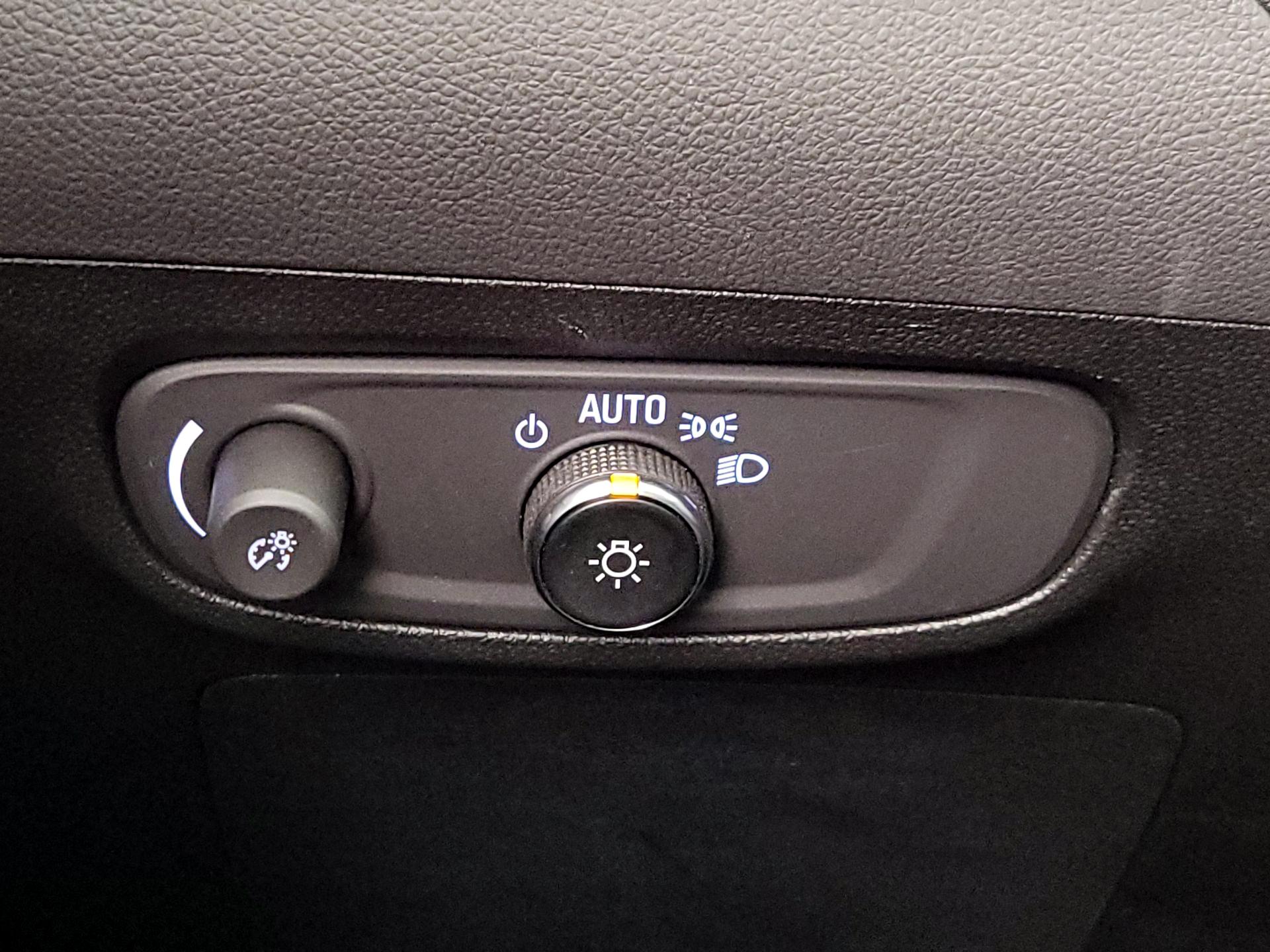 Thumbnail: 2025 Buick Encore GX - 13