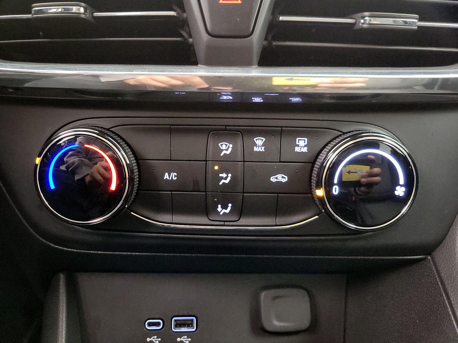 Thumbnail: 2025 Buick Encore GX - 16