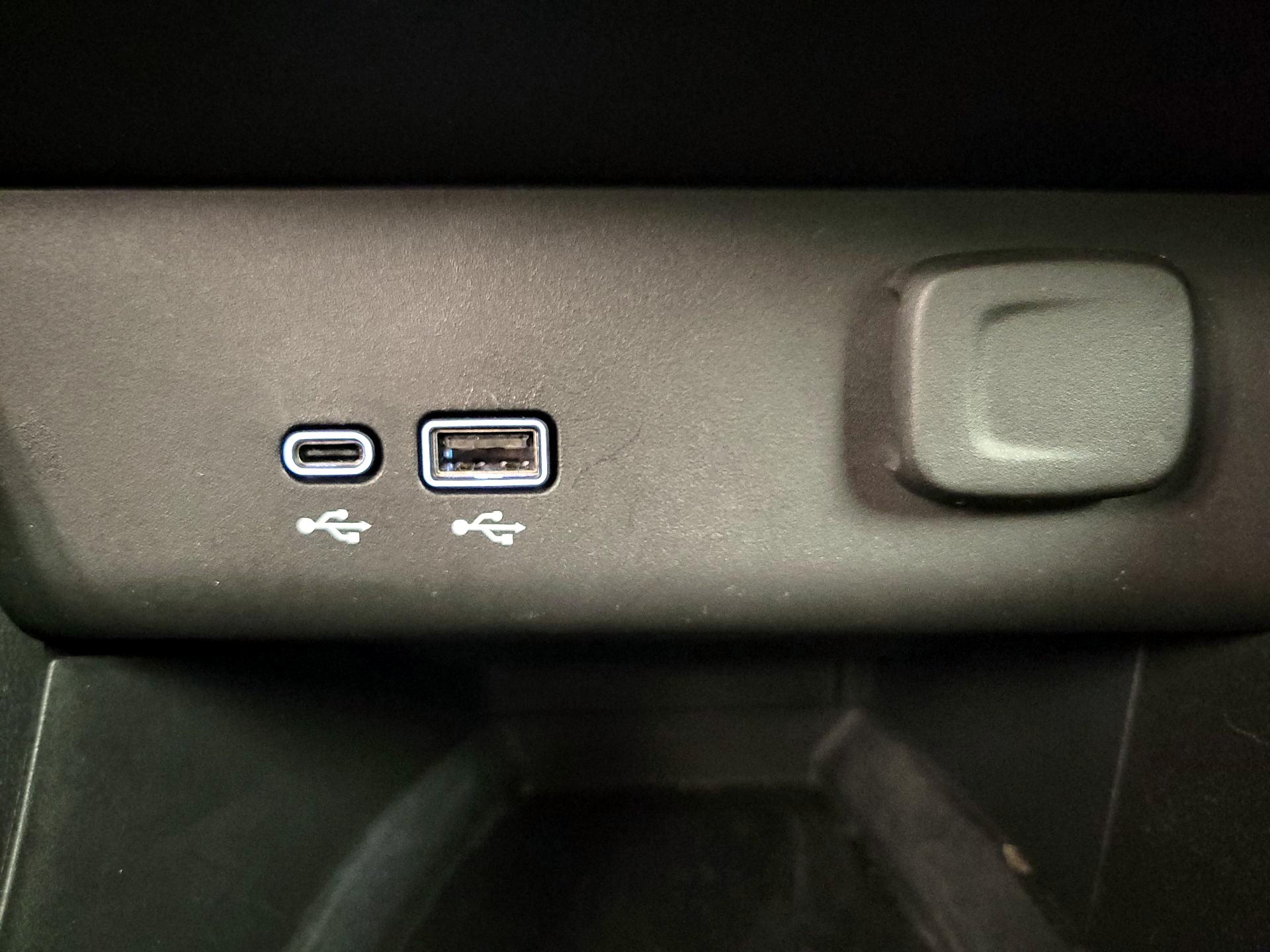 Thumbnail: 2025 Buick Encore GX - 18