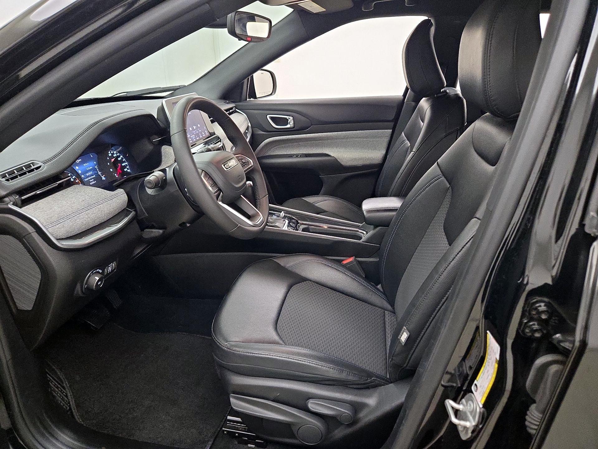 Thumbnail: 2025 Jeep Compass - 11
