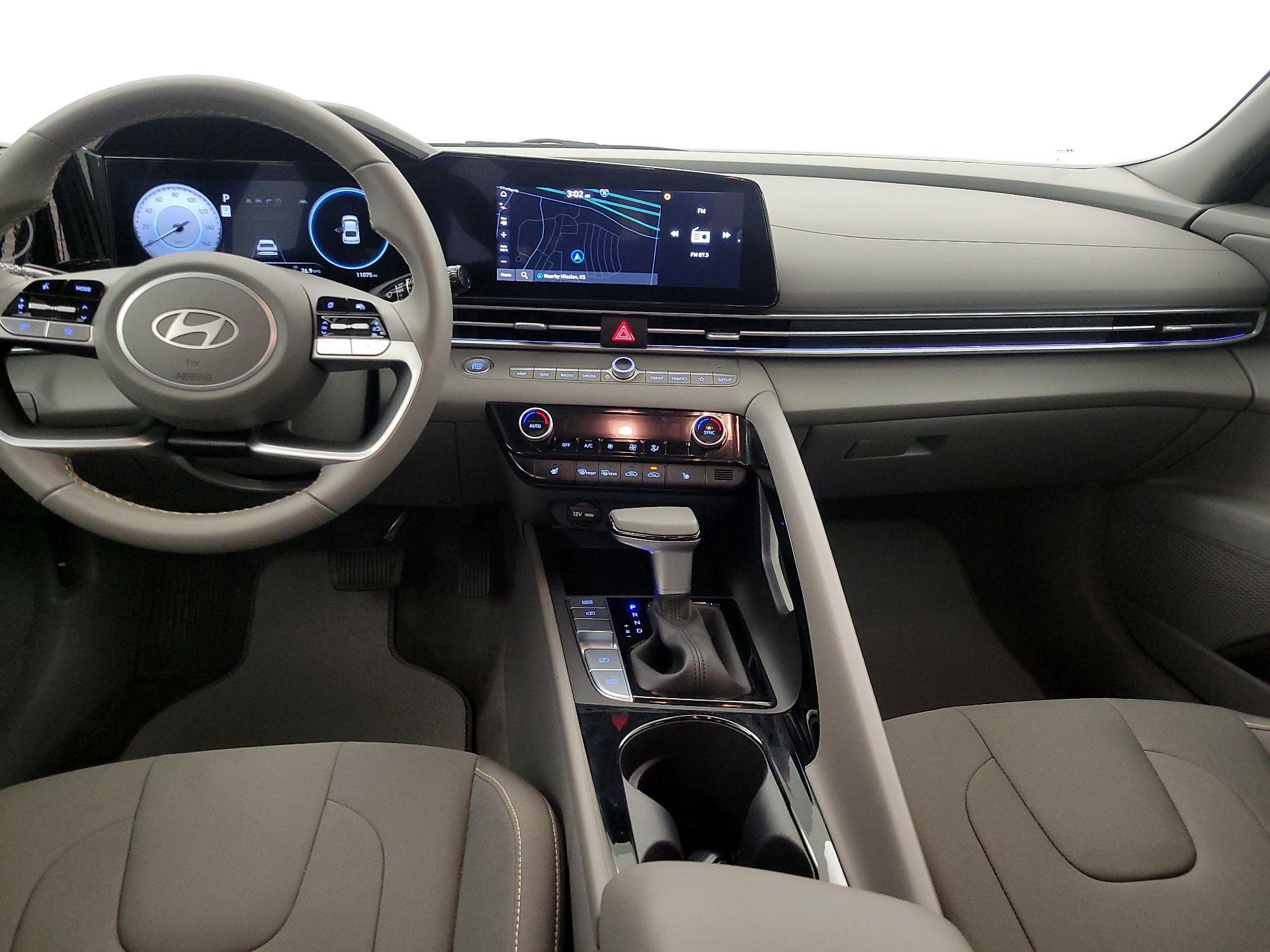 Thumbnail: 2025 Hyundai Elantra - 9