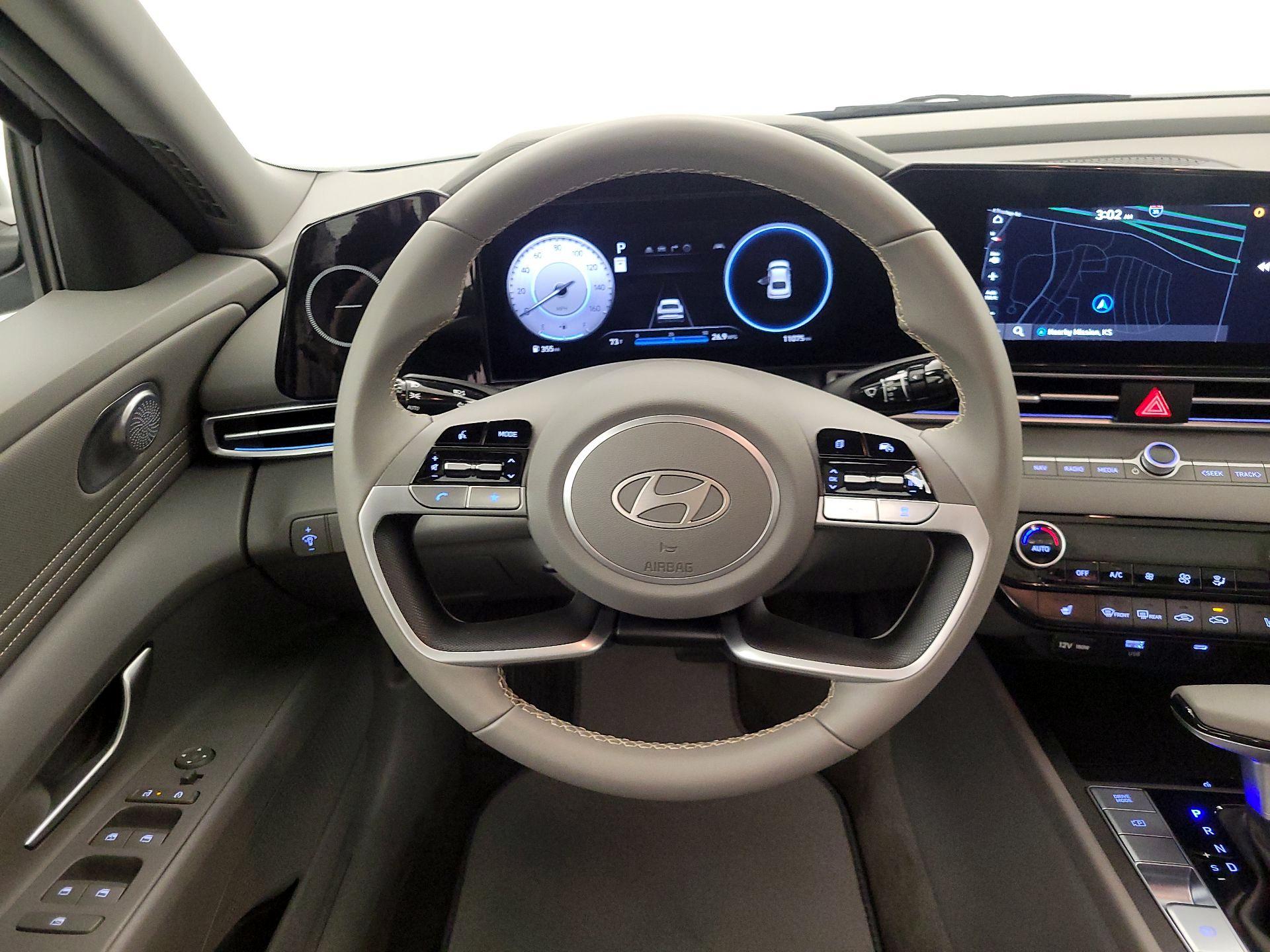 Thumbnail: 2025 Hyundai Elantra - 10