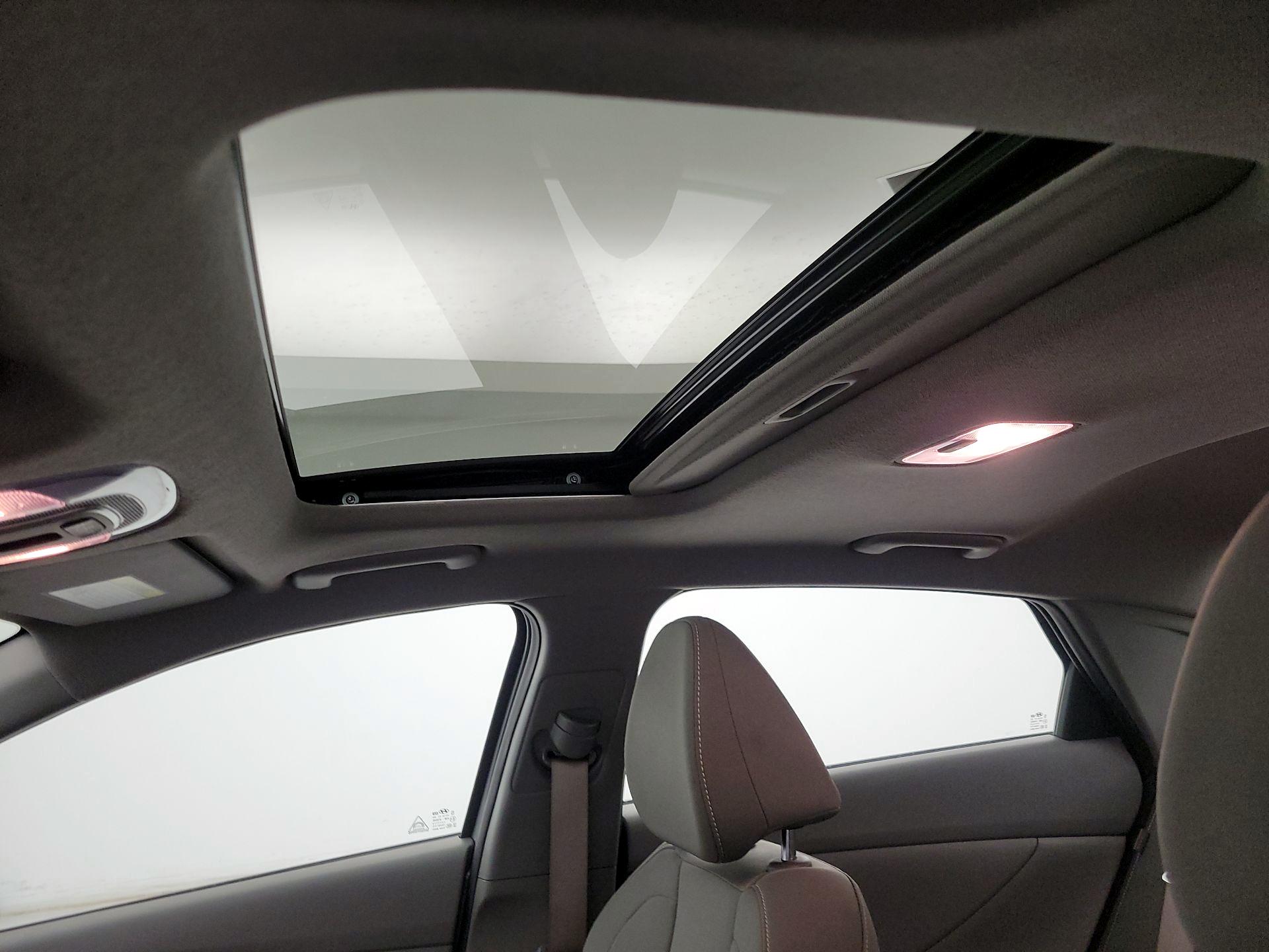 Thumbnail: 2025 Hyundai Elantra - 20