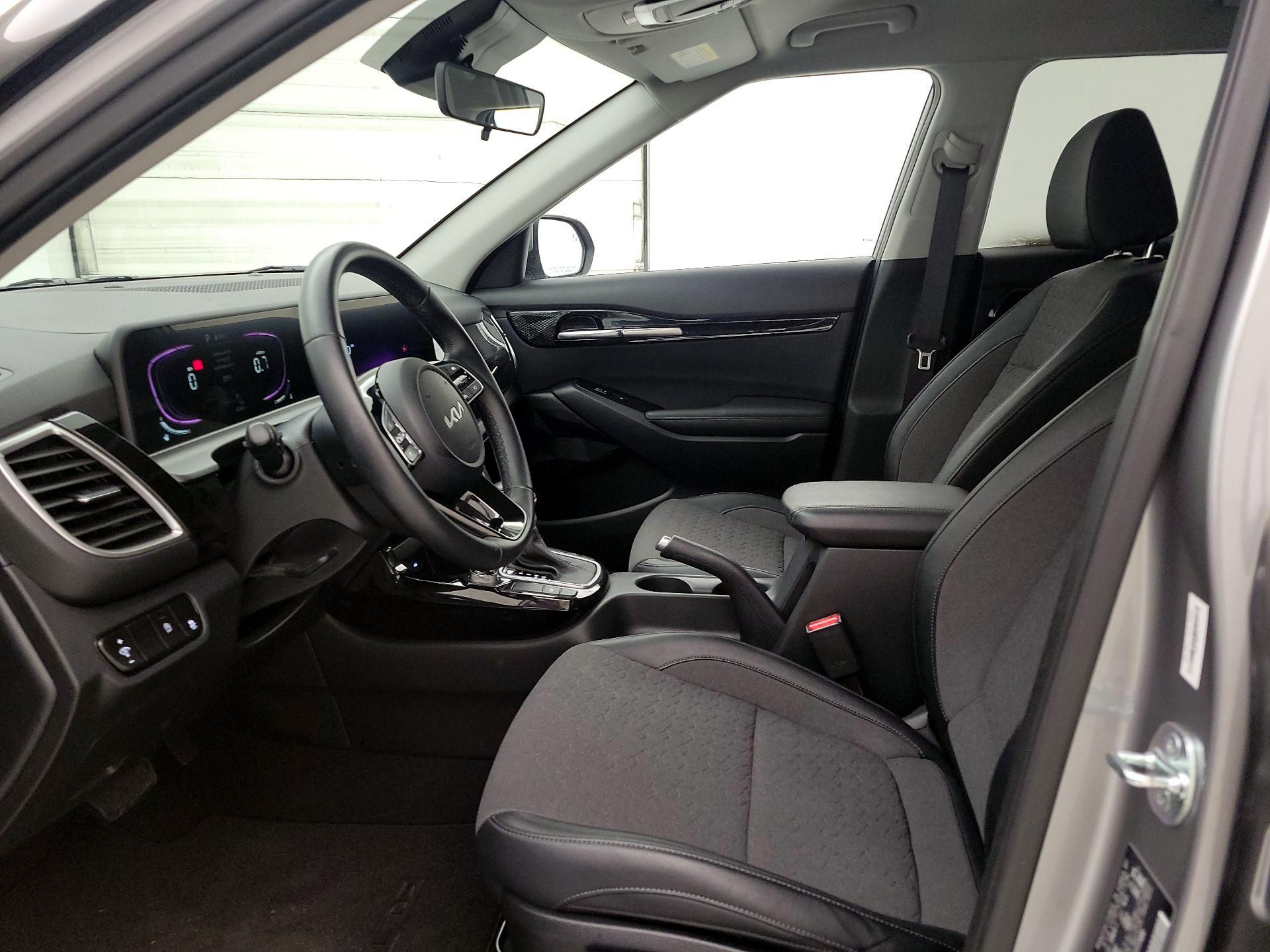 Thumbnail: 2025 Kia Seltos - 11