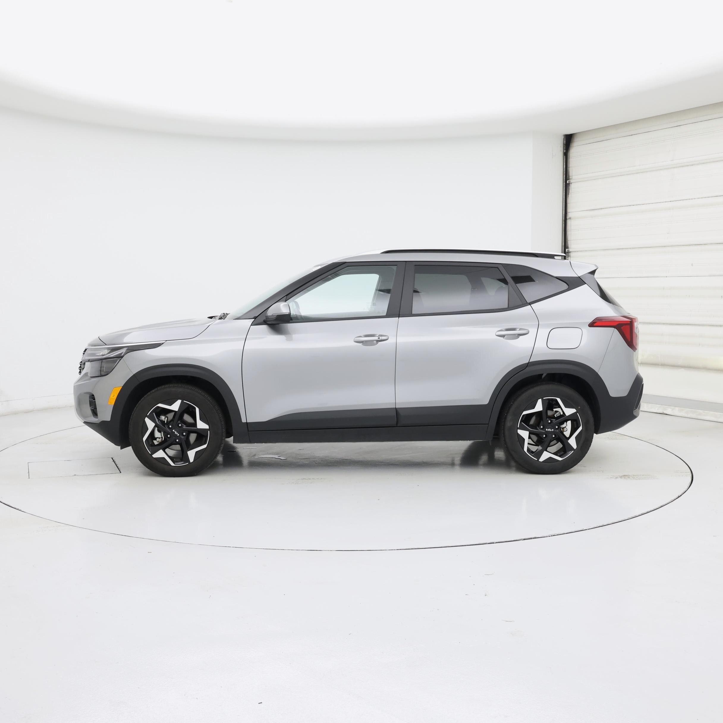 Thumbnail: 2025 Kia Seltos - 3