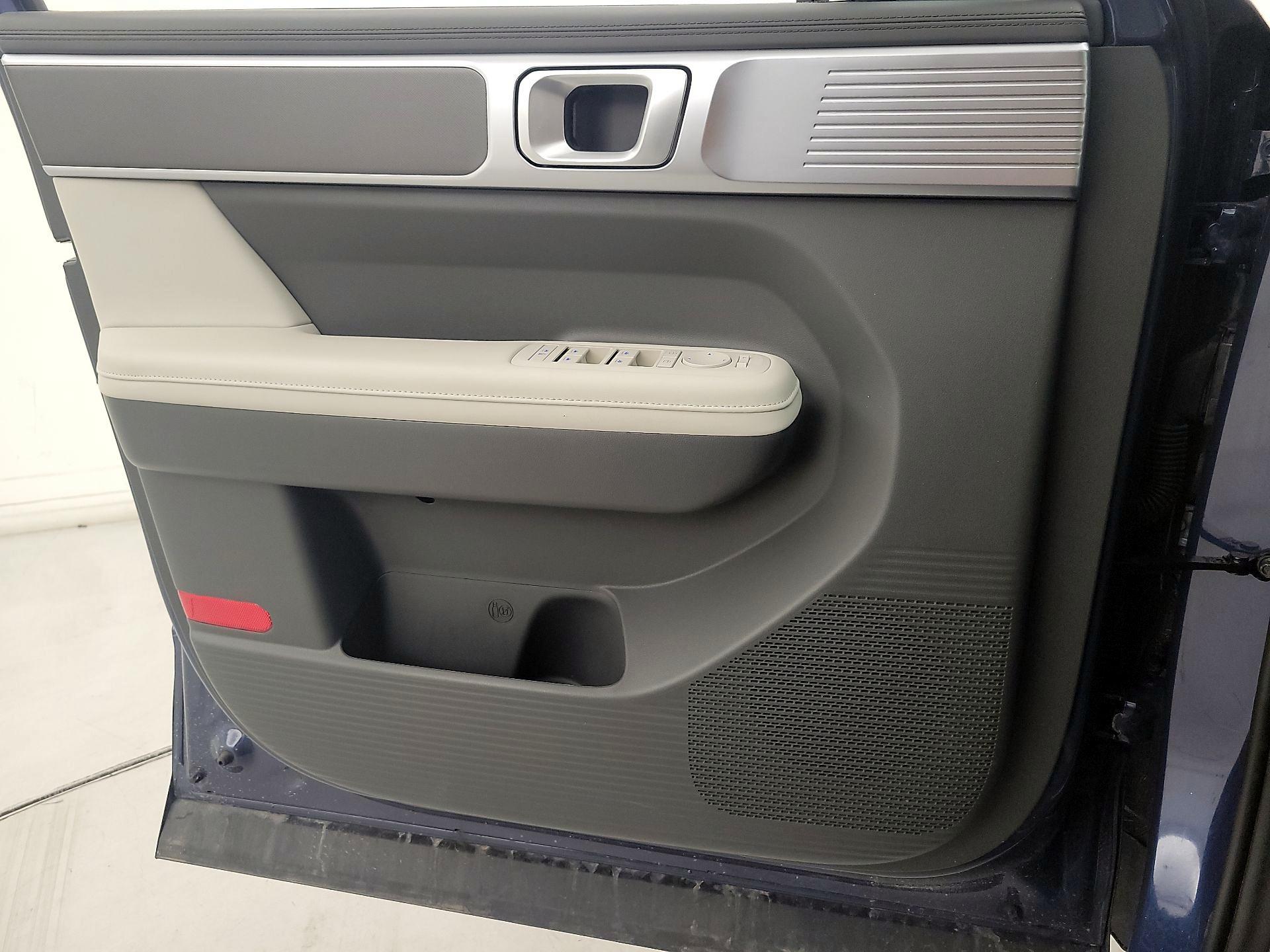 Thumbnail: 2025 Hyundai Santa Fe - 12